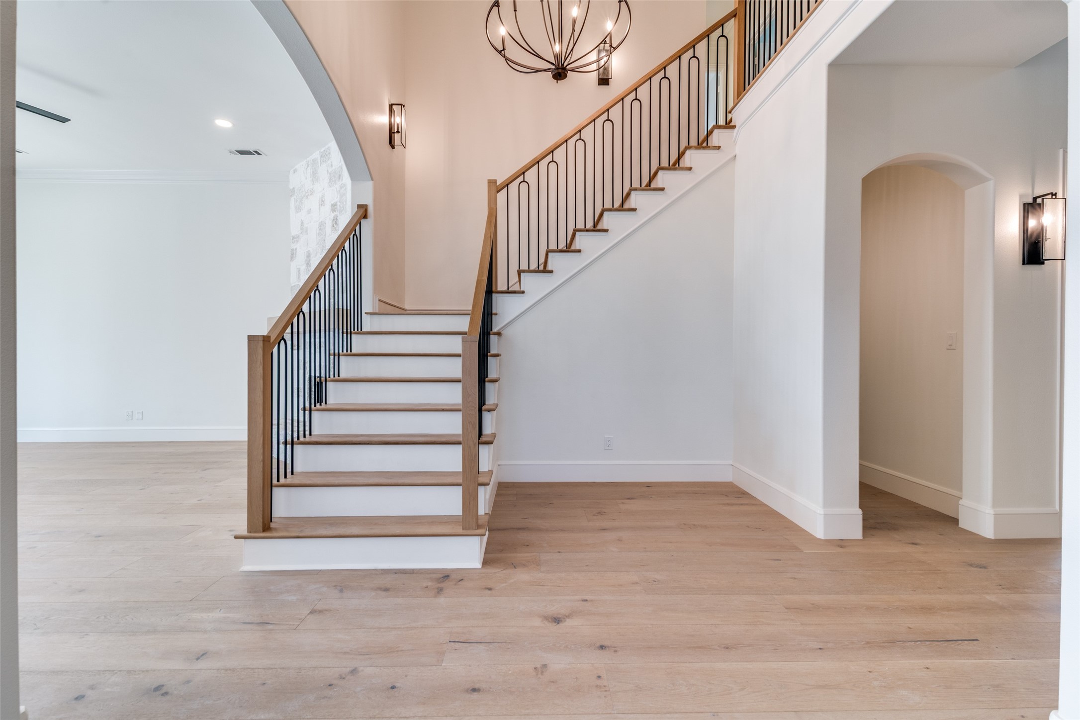 516 Heathland Crossing