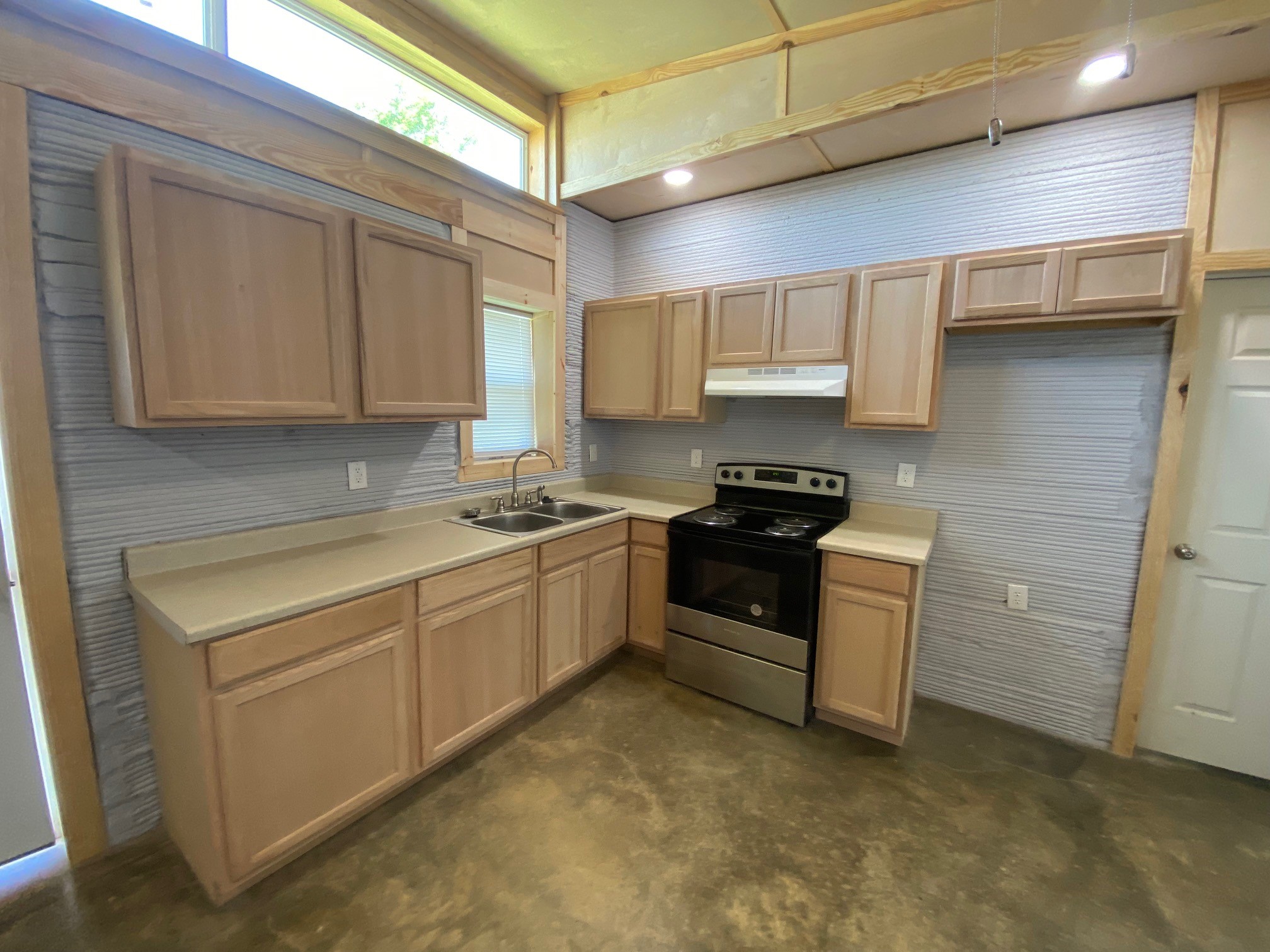 9777 State Highway 31 W