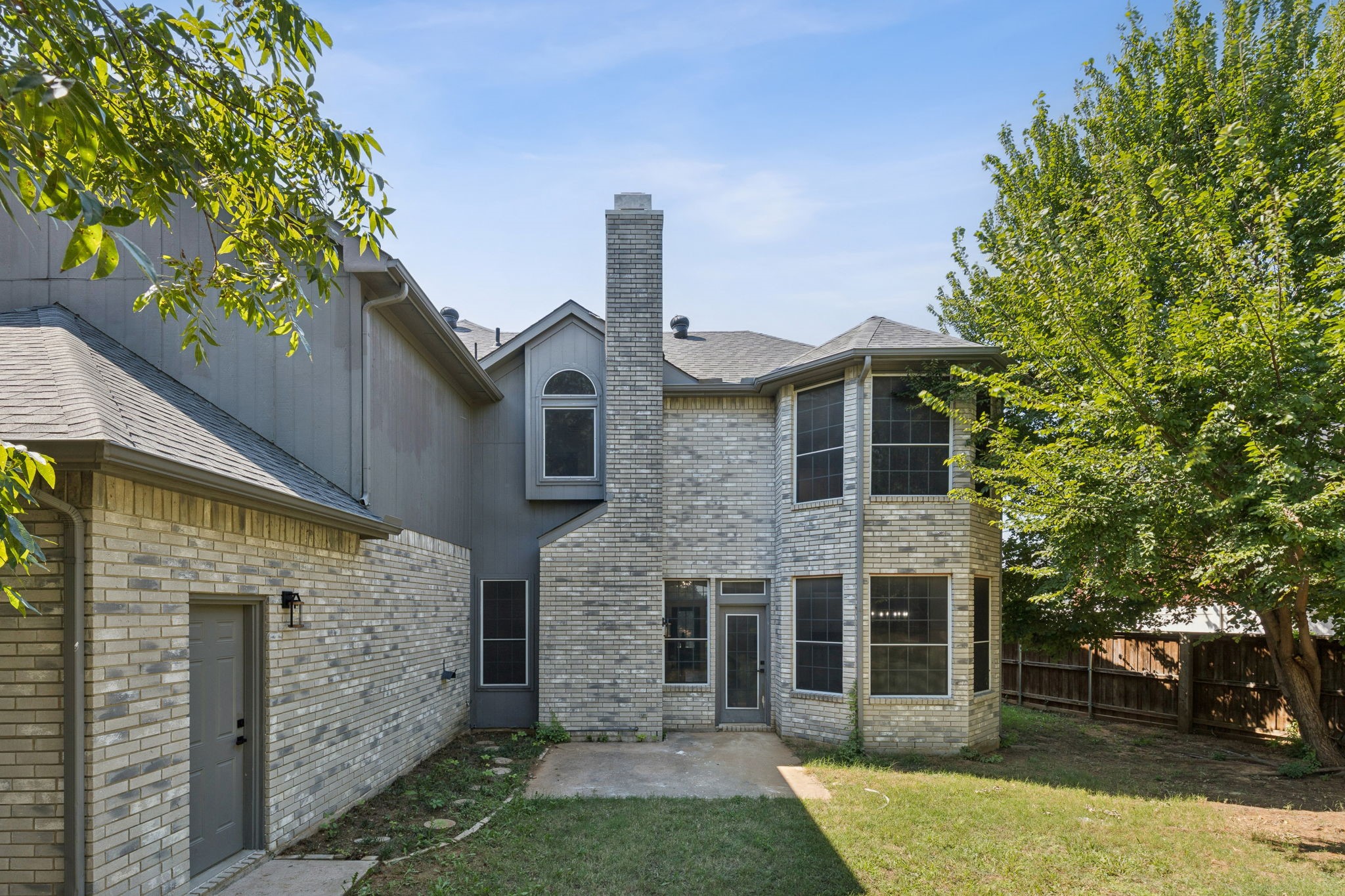 915 Inverness Circle