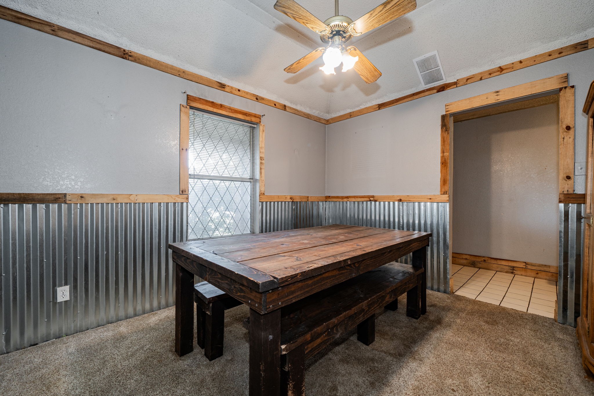 709 Azalea Drive