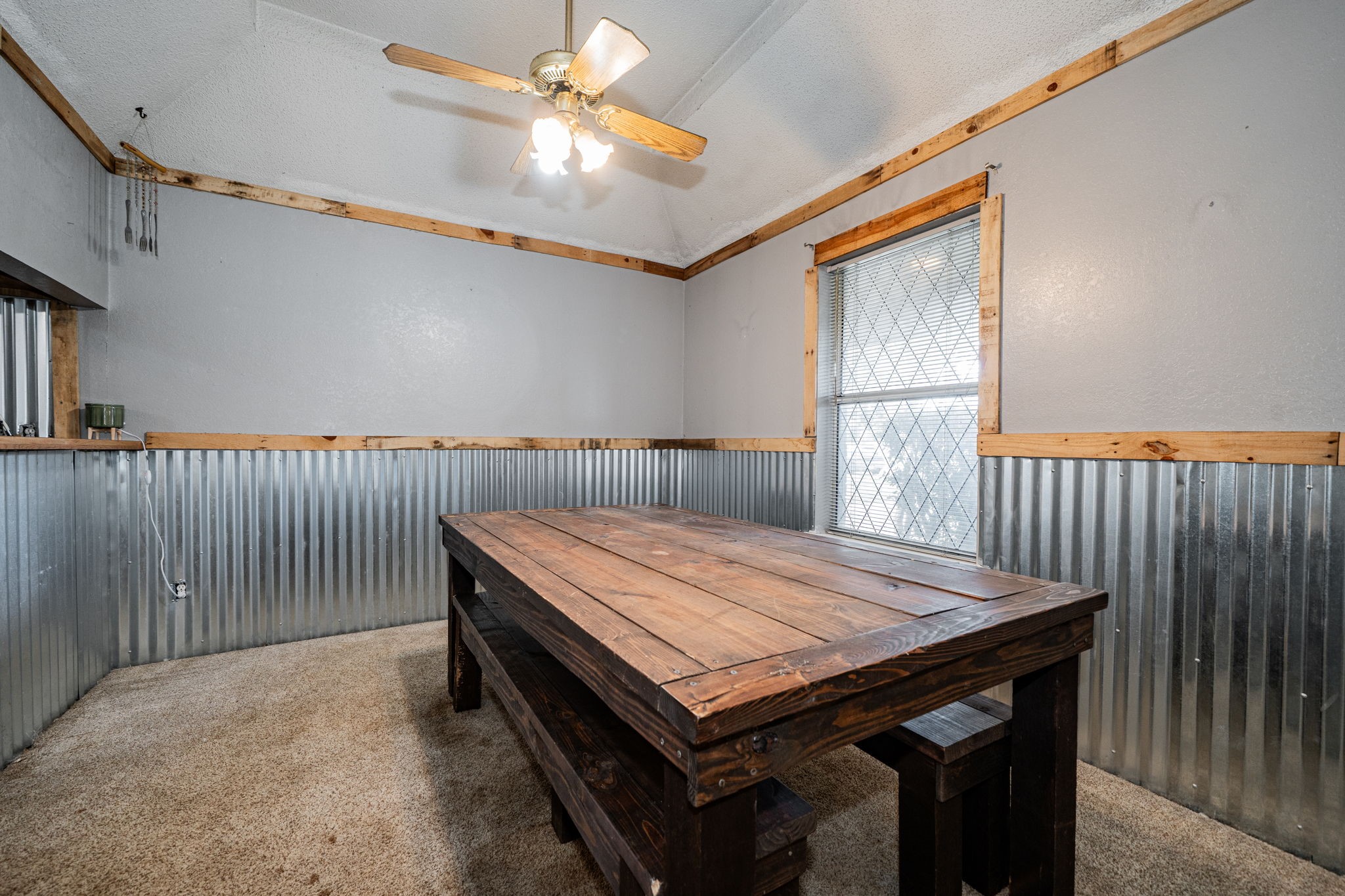 709 Azalea Drive