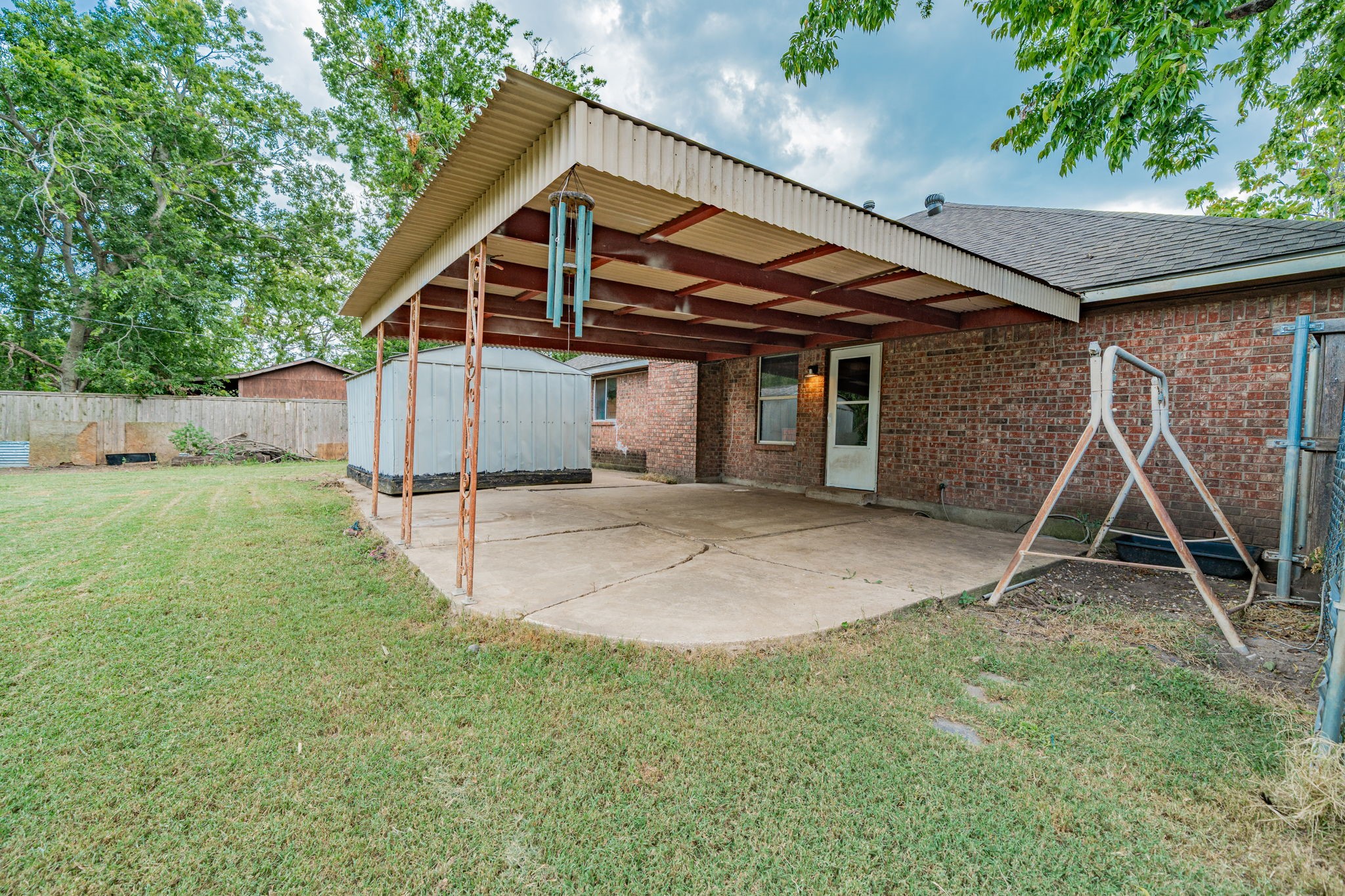 709 Azalea Drive