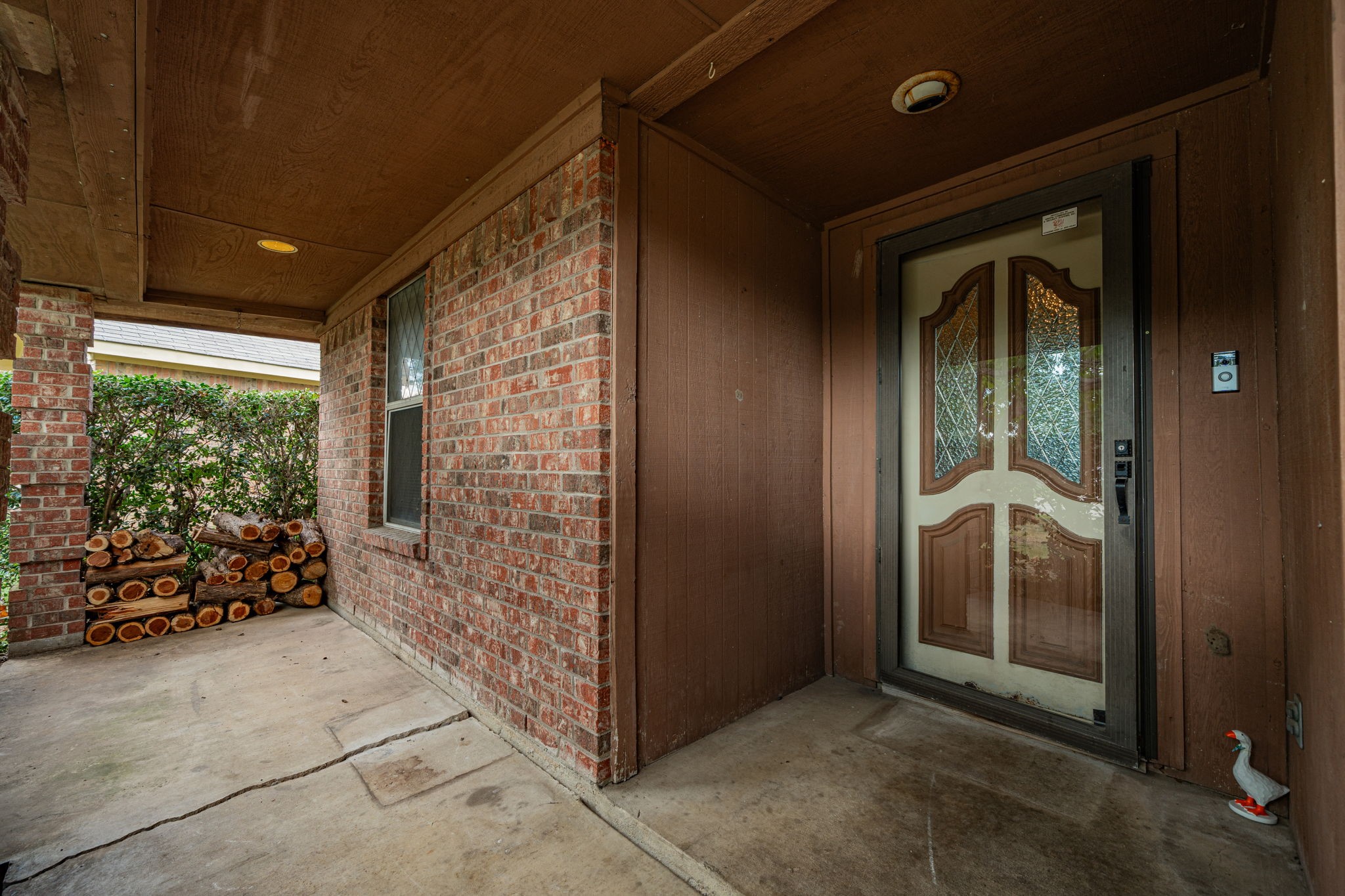 709 Azalea Drive