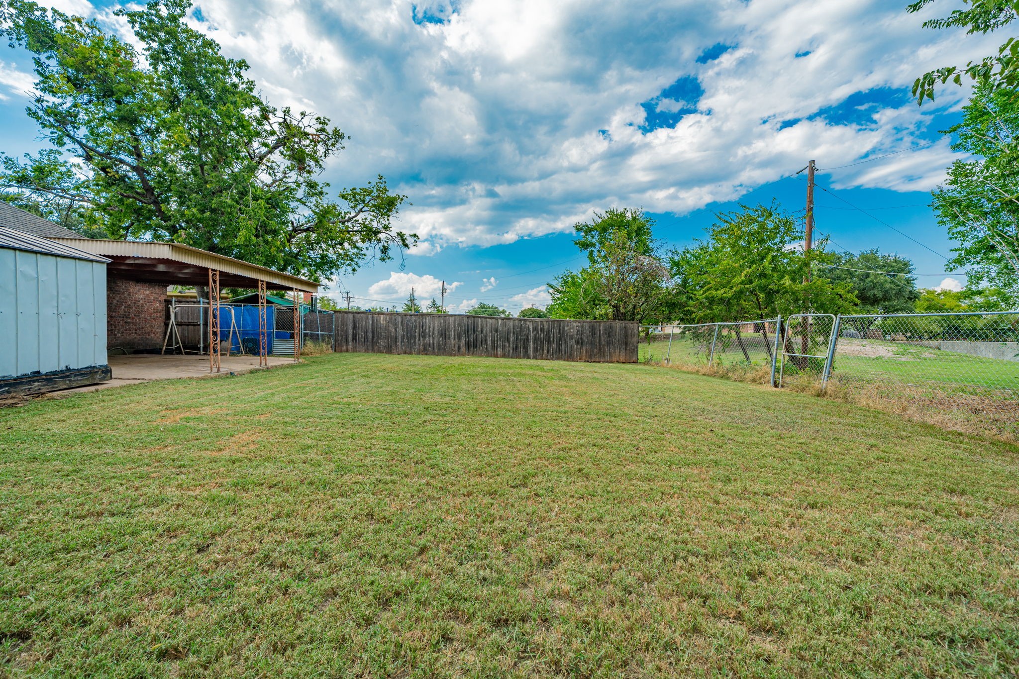 709 Azalea Drive