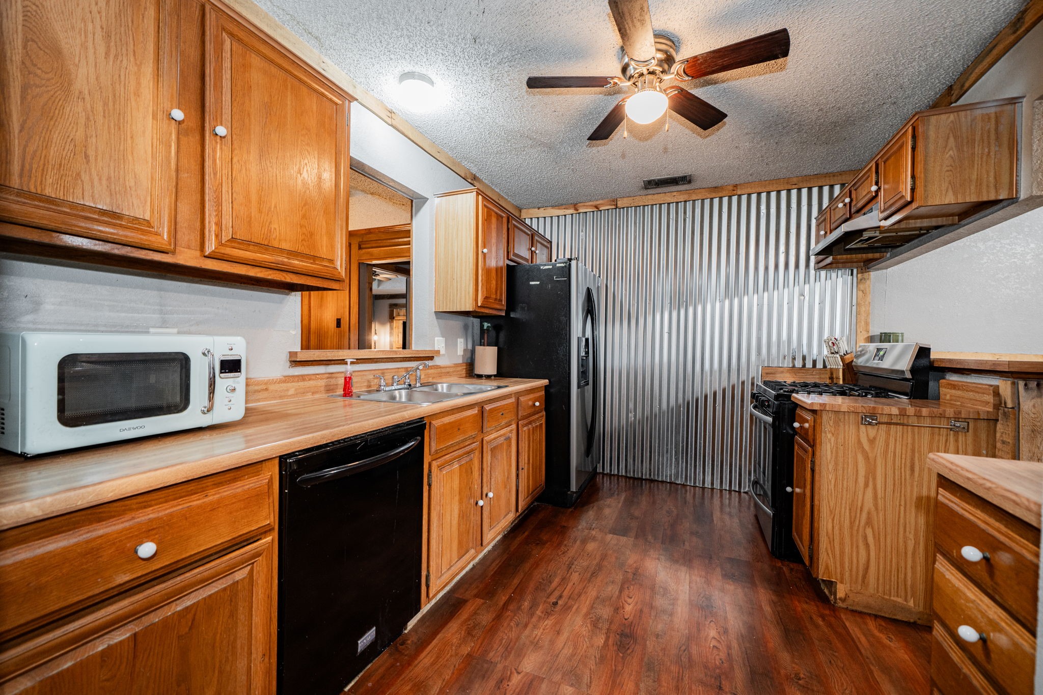 709 Azalea Drive