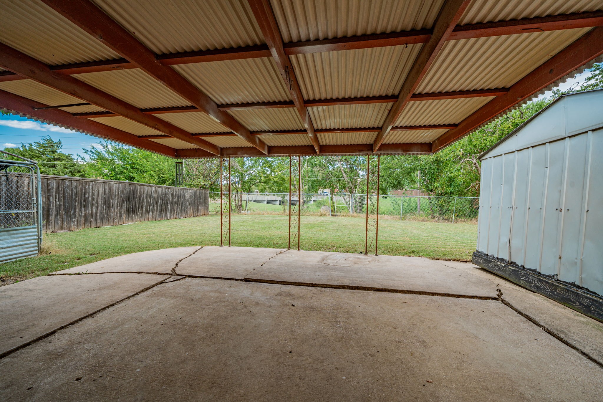 709 Azalea Drive