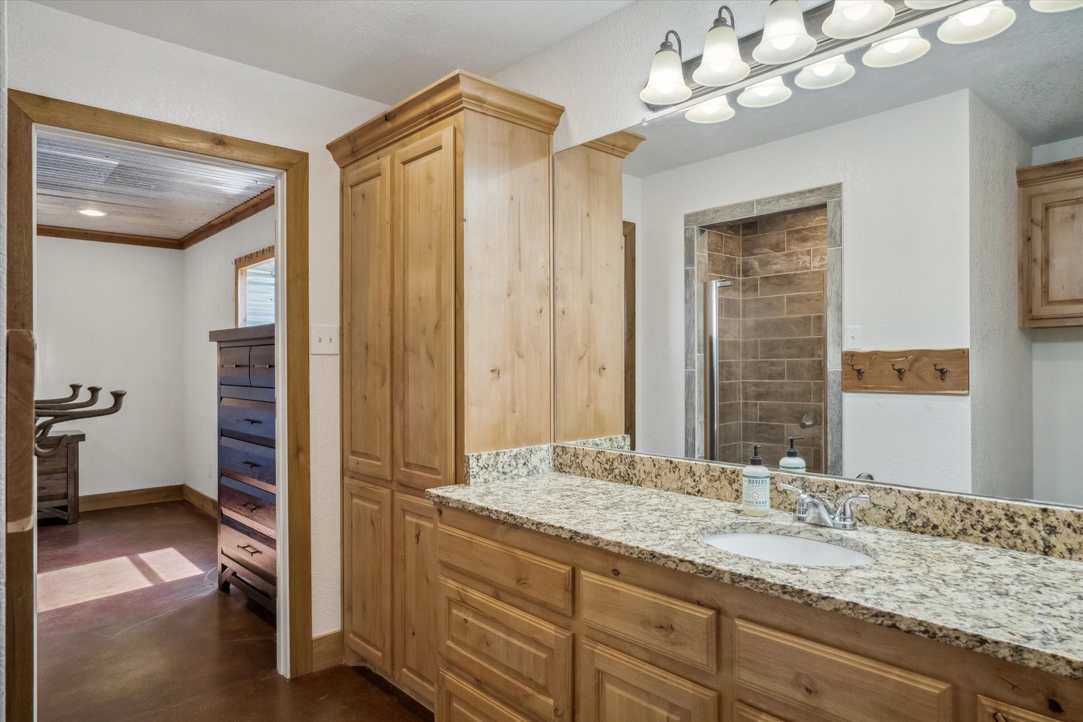 2042 Vz County Road 4123