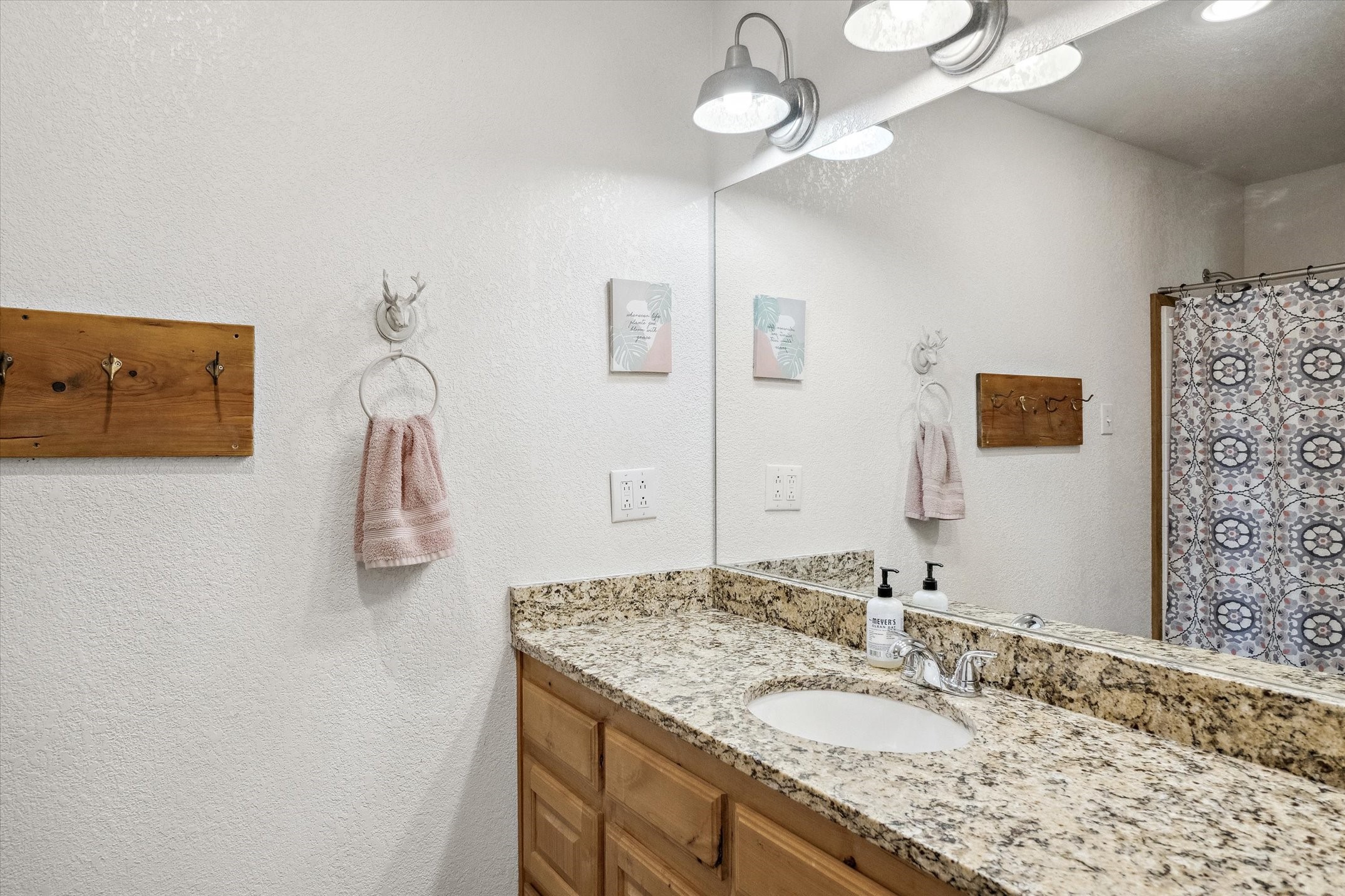 2042 Vz County Road 4123