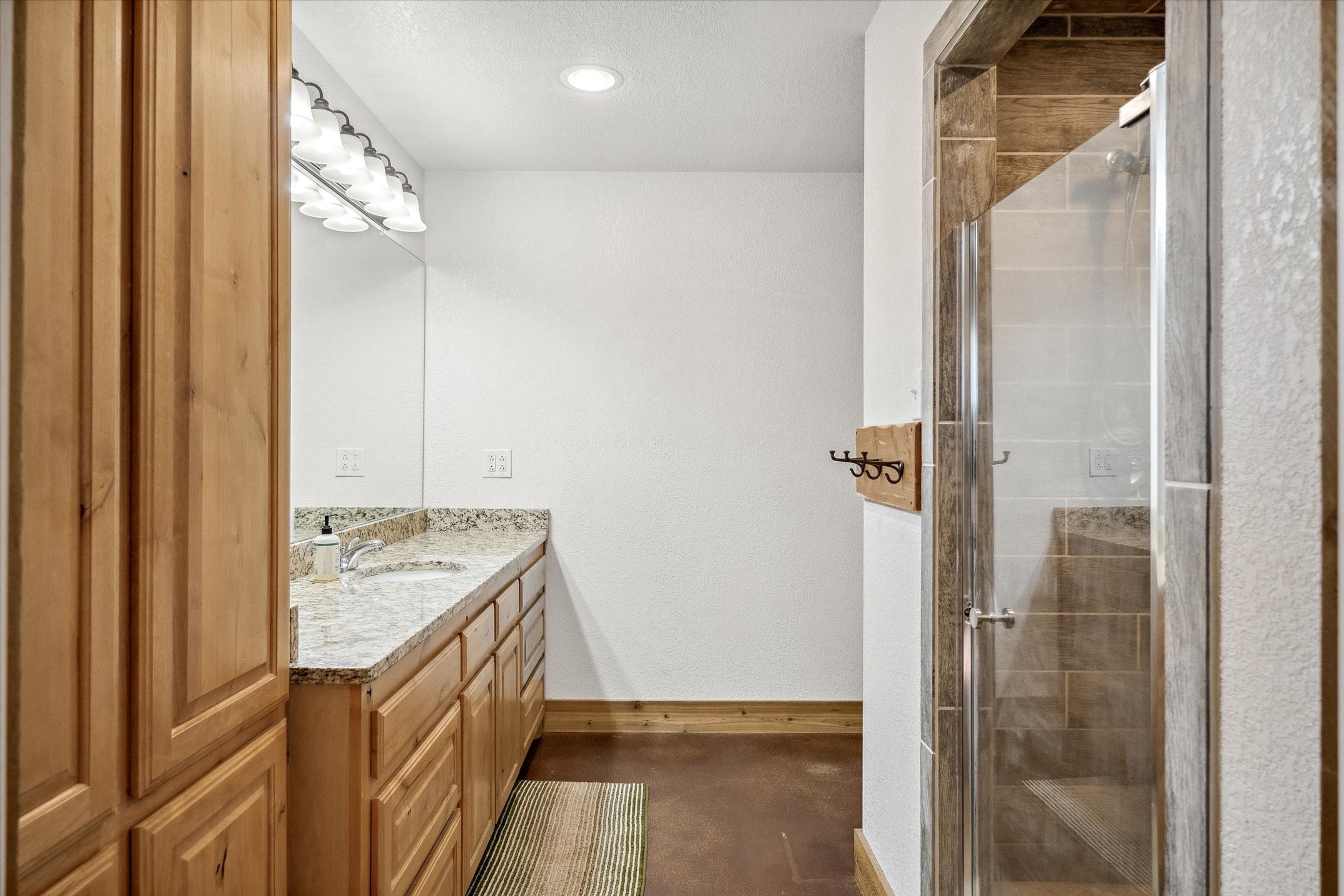 2042 Vz County Road 4123