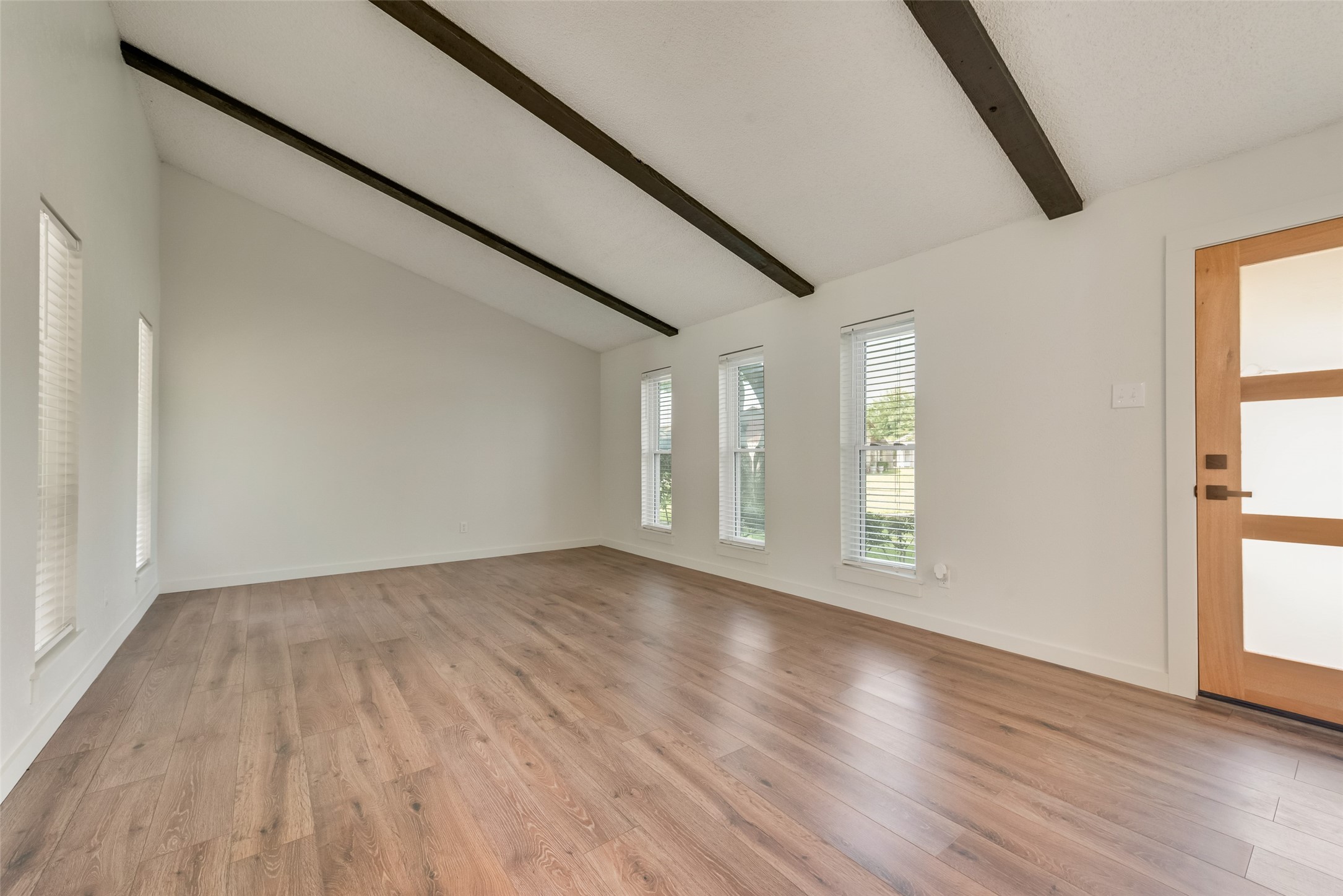 3922 Lancelott Place