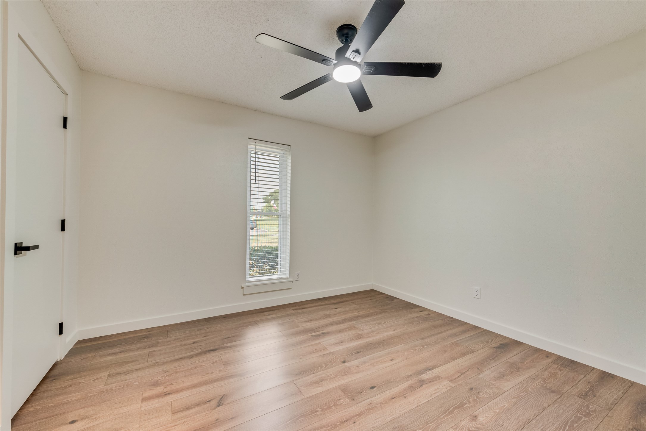 3922 Lancelott Place