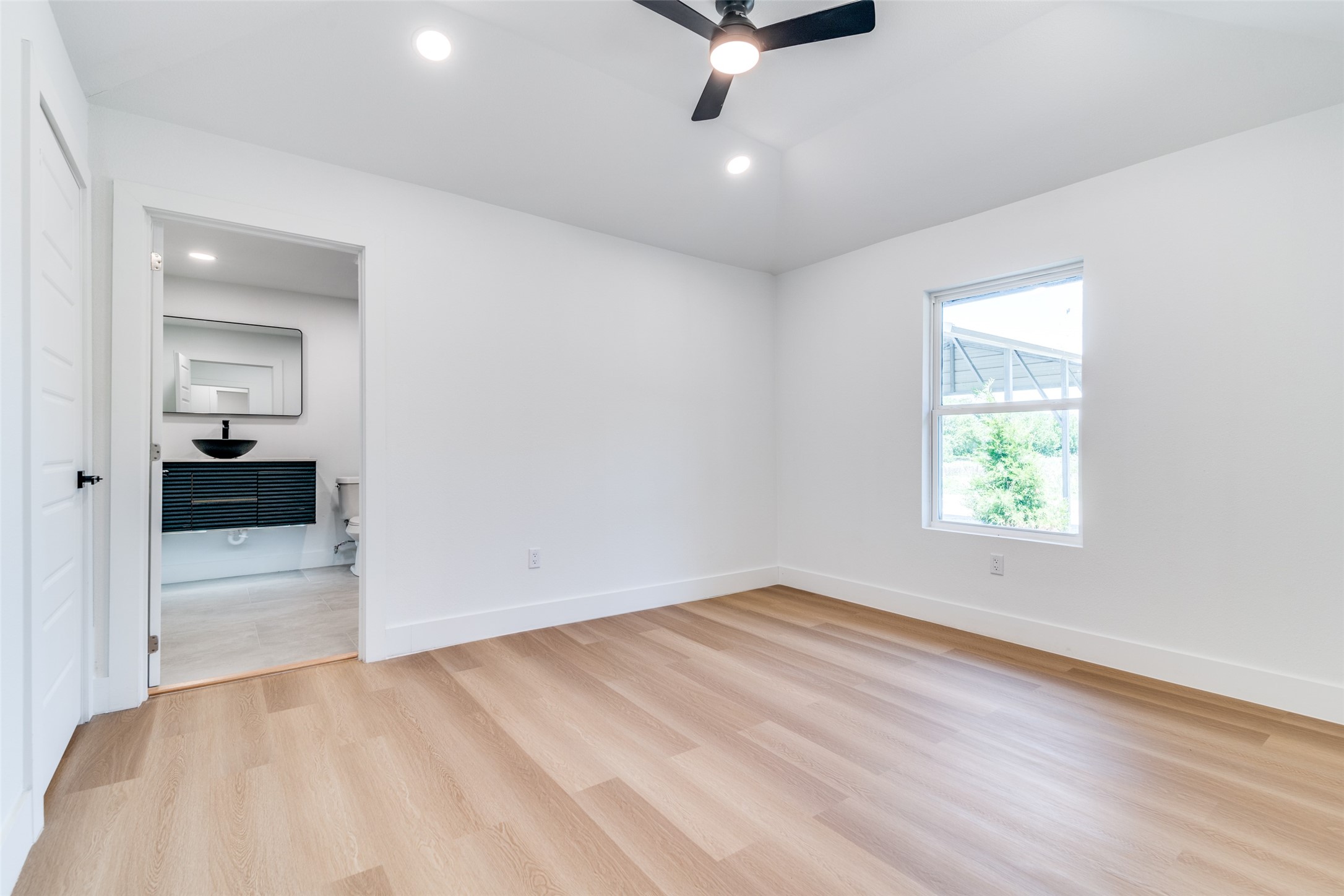 13011 Chestnut Circle