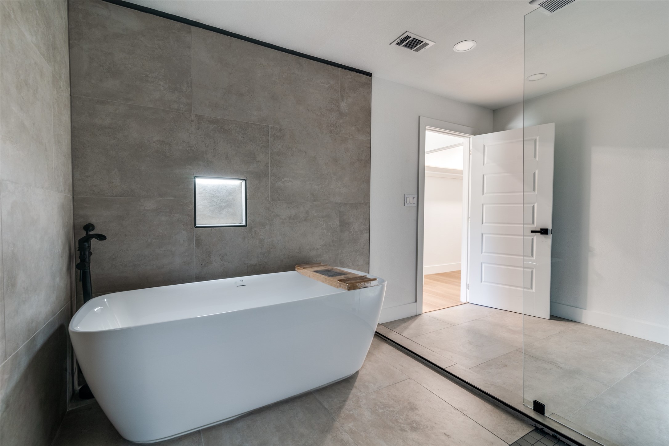 13011 Chestnut Circle