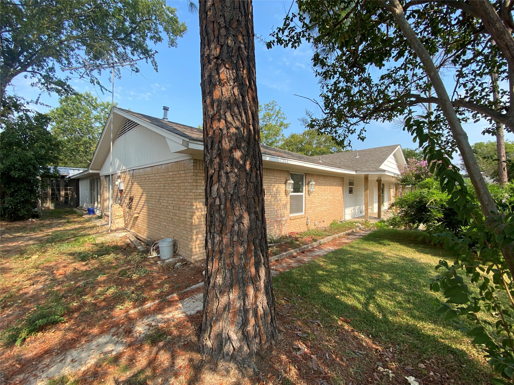 502 Ermine Drive