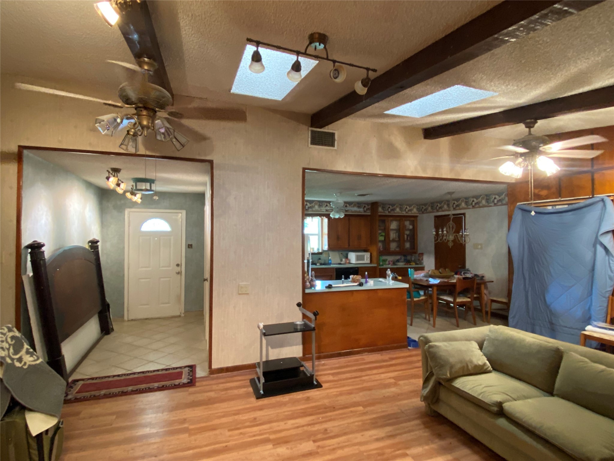 502 Ermine Drive