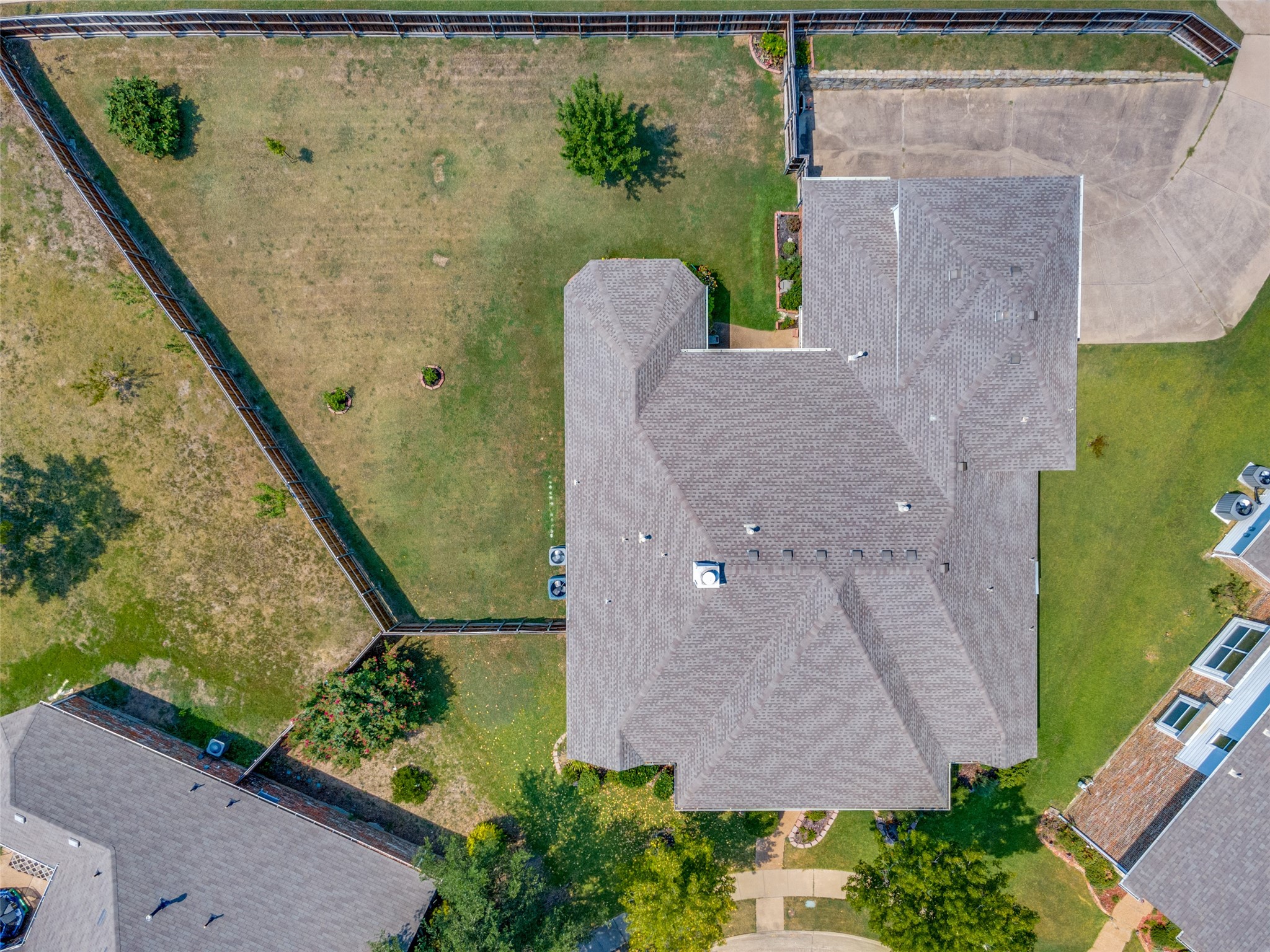 1202 Beacon Hill Court