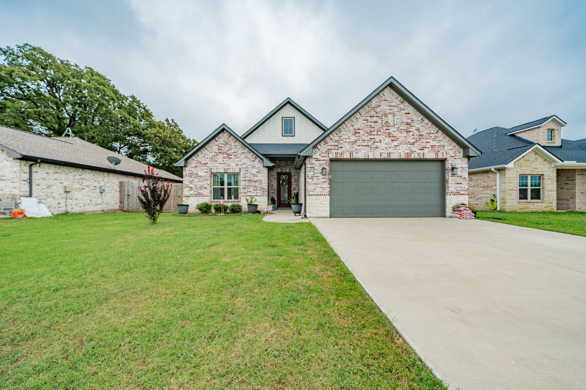 121 Vaughn Lane