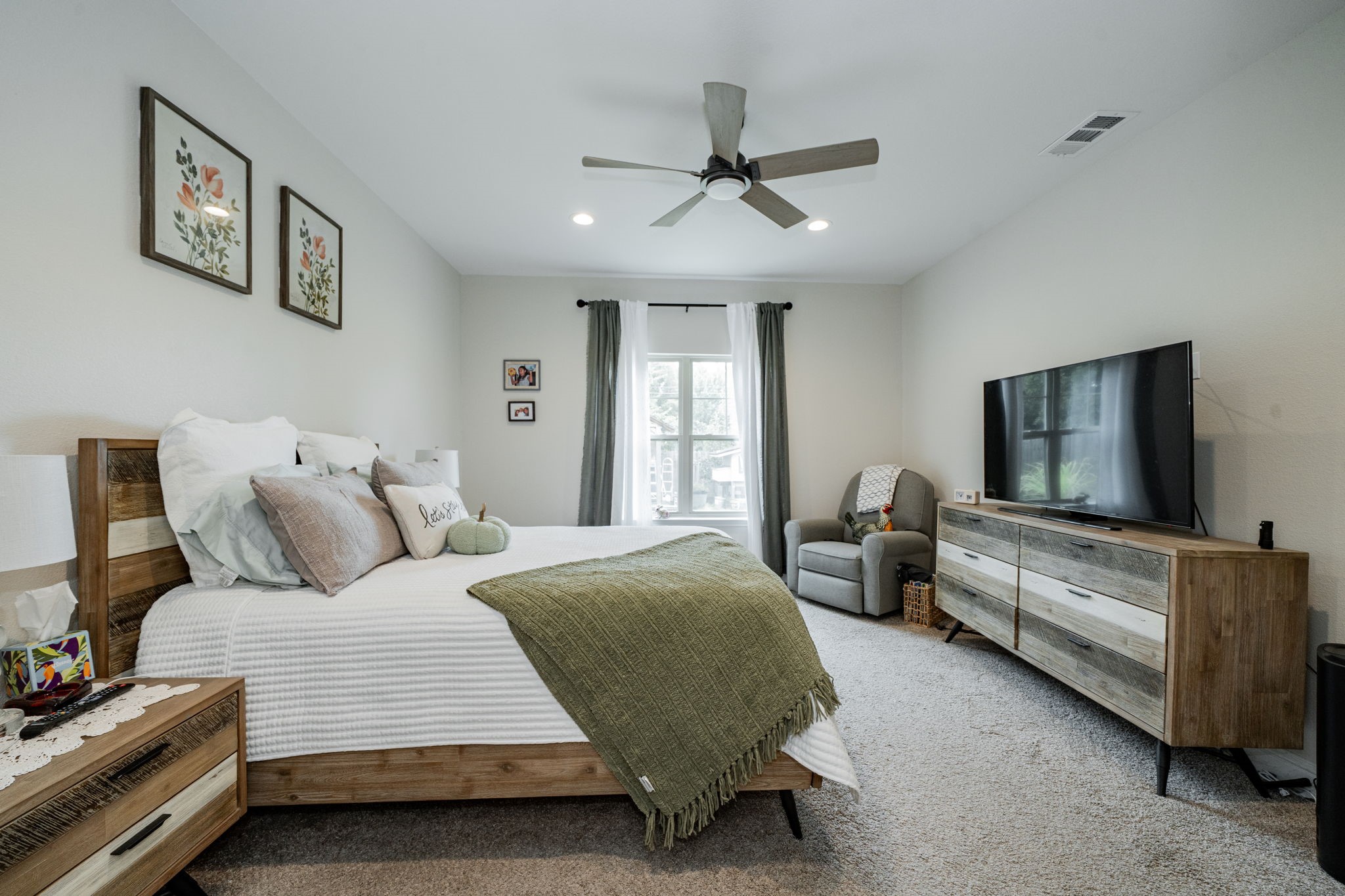 121 Vaughn Lane