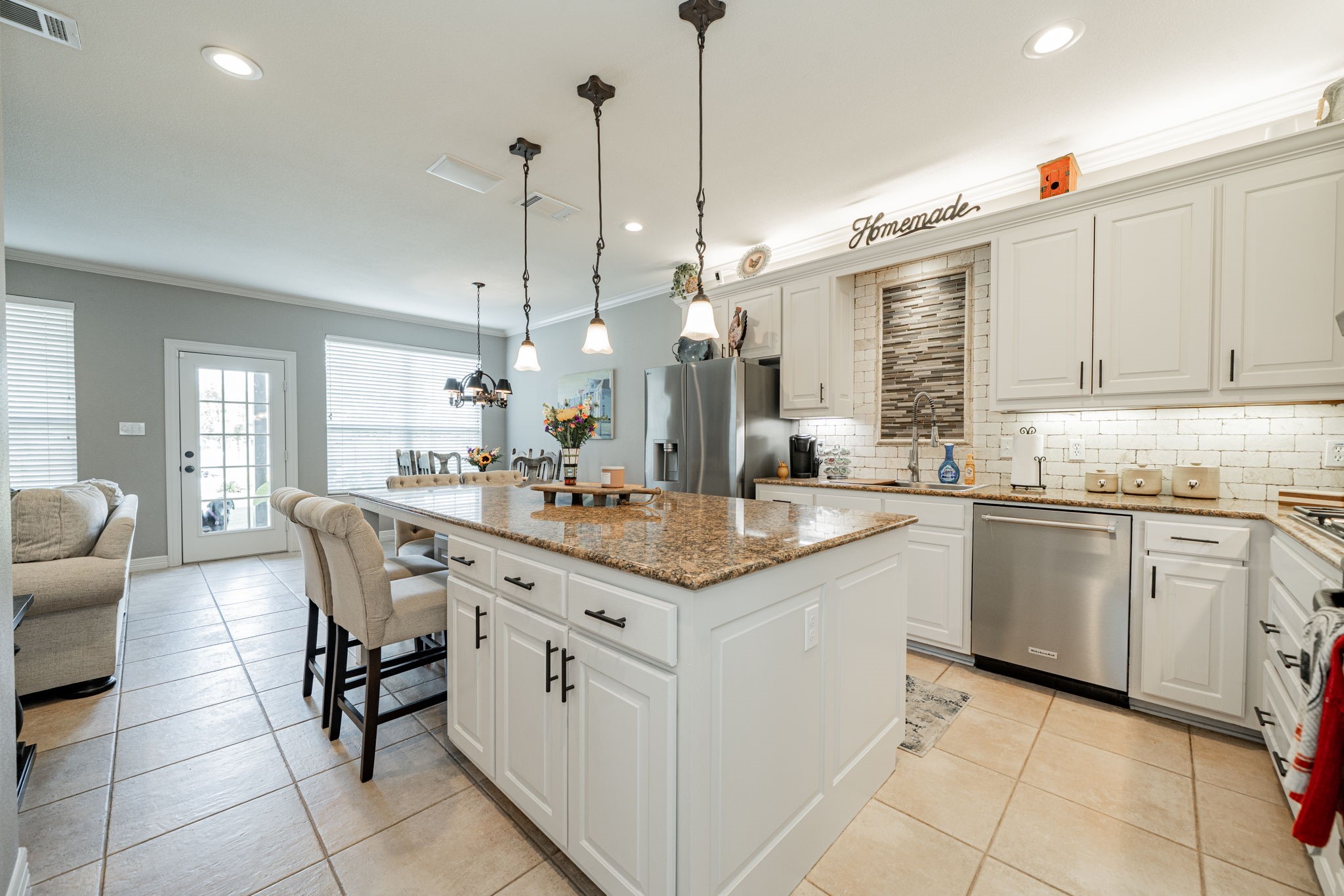 853 Equestrian Drive