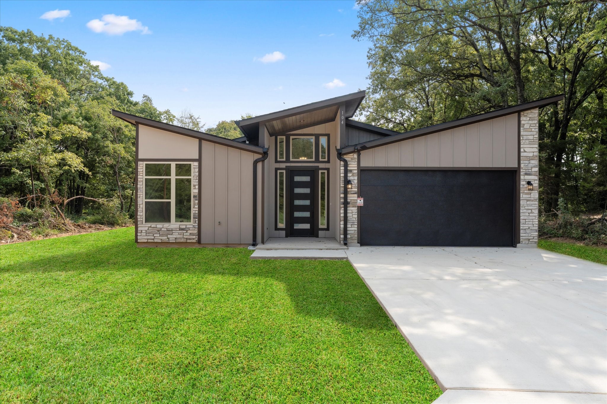 104 Rudder Road