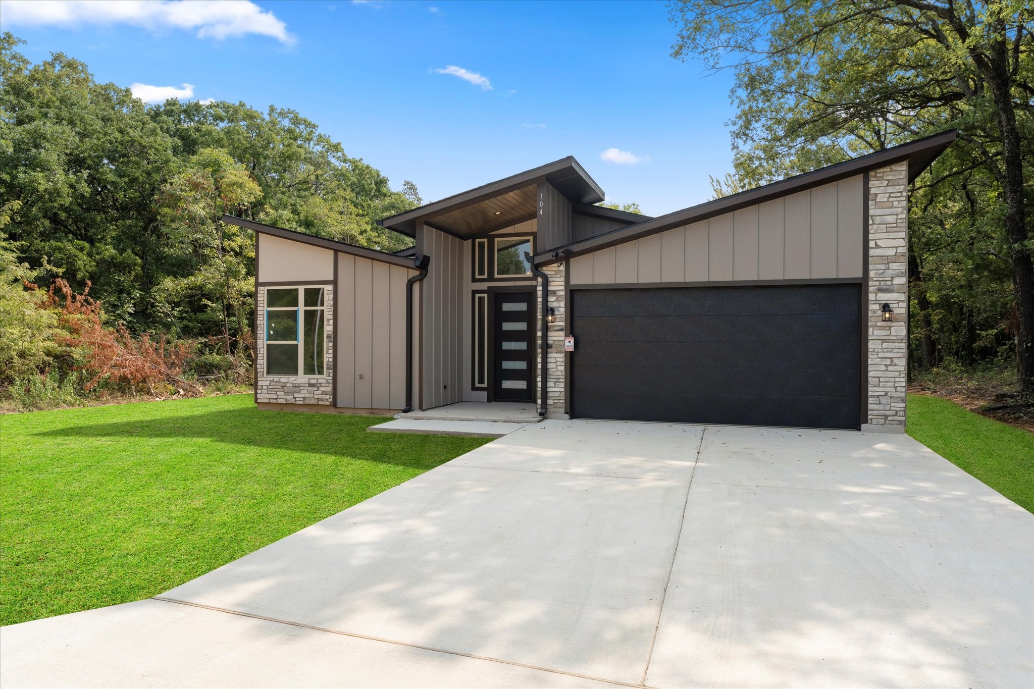 104 Rudder Road