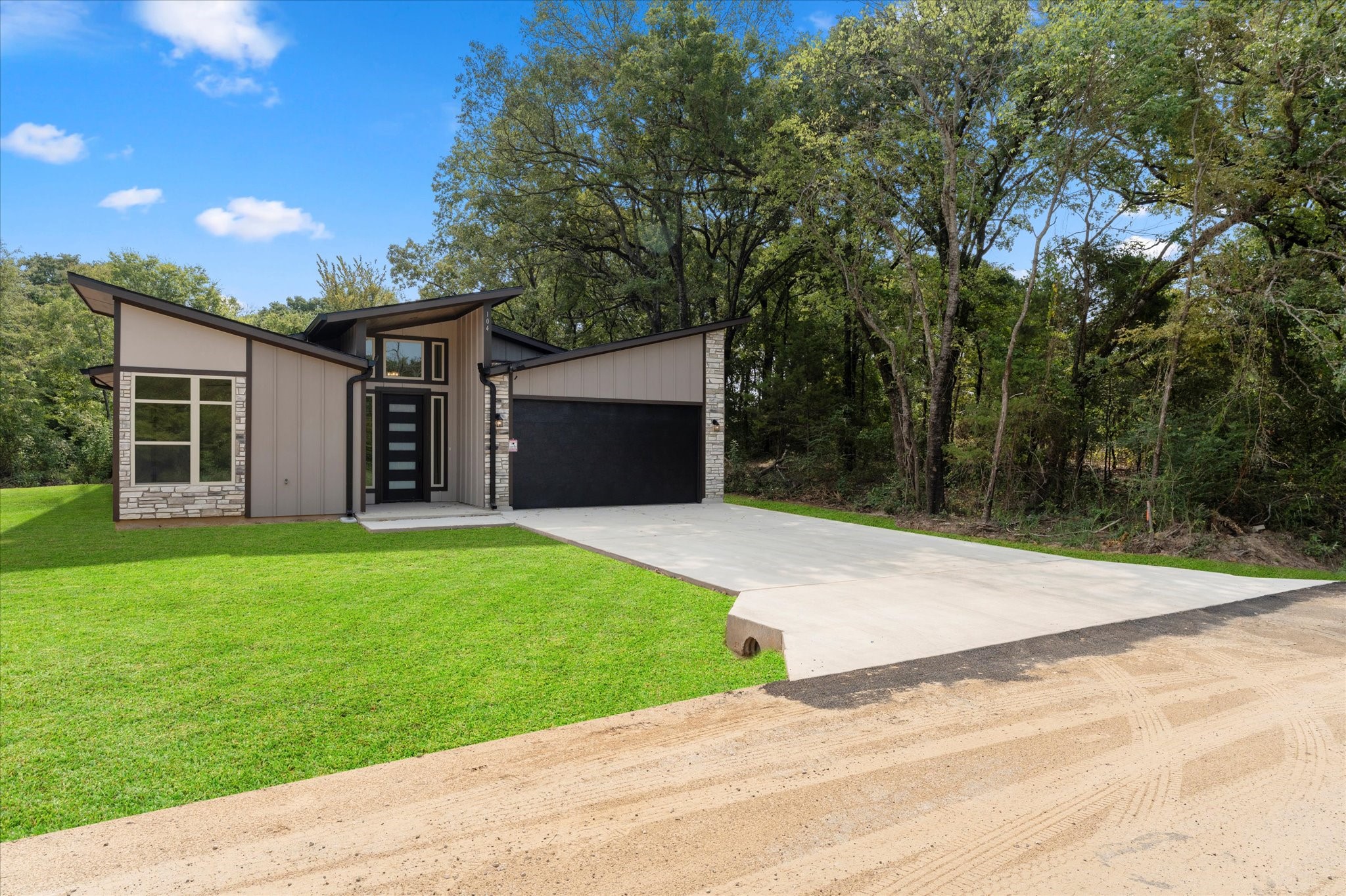 104 Rudder Road