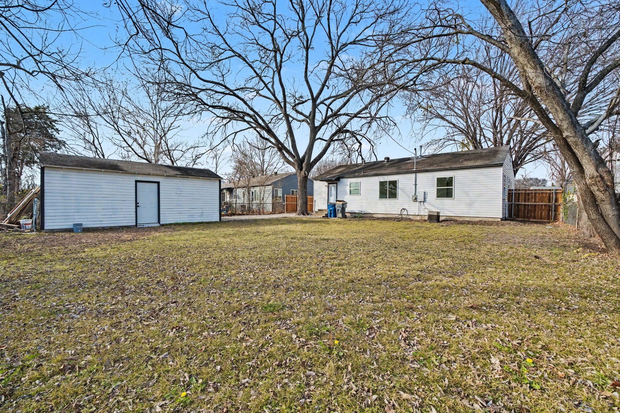 11446 Lippitt Avenue