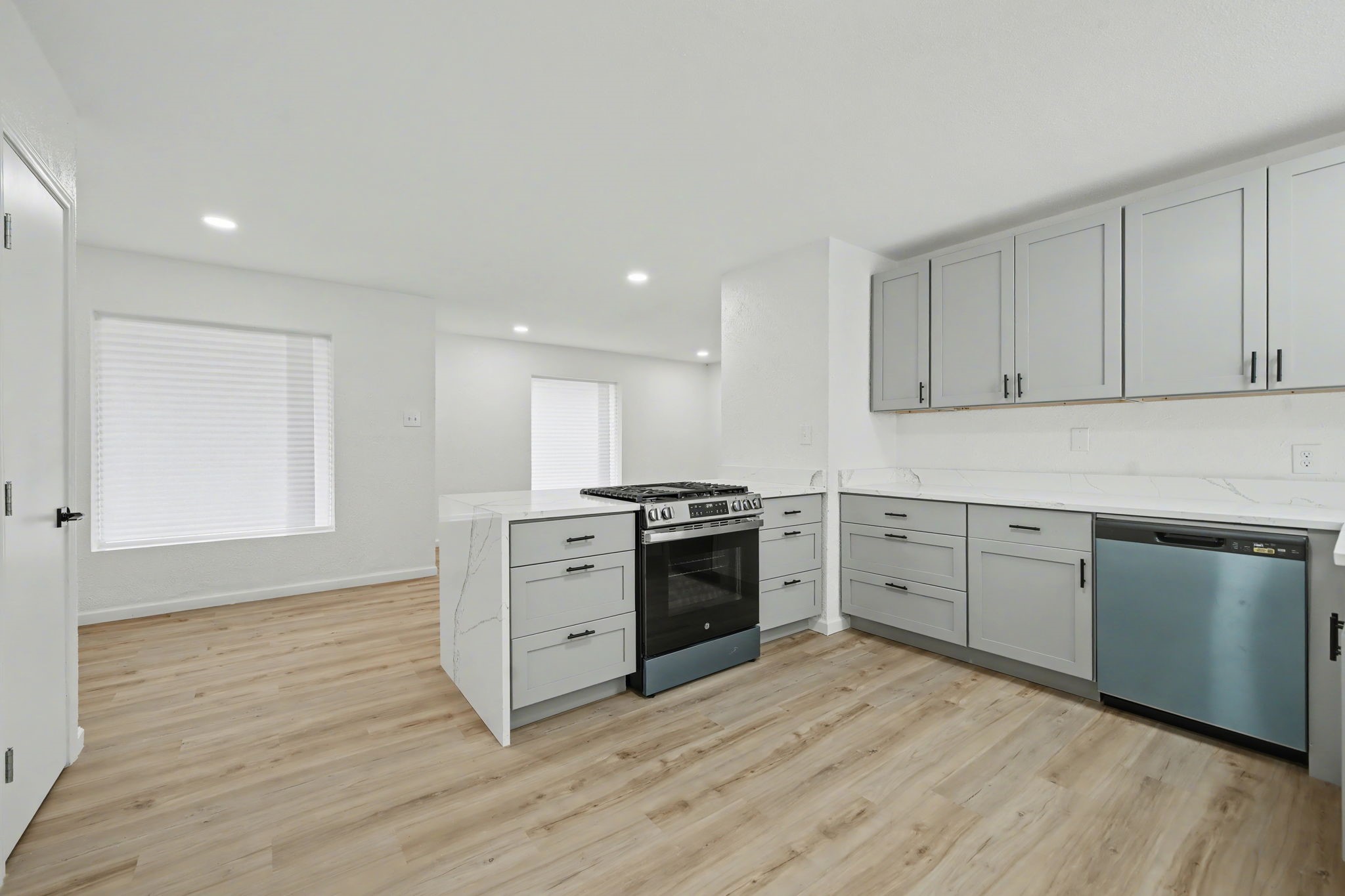 11446 Lippitt Avenue