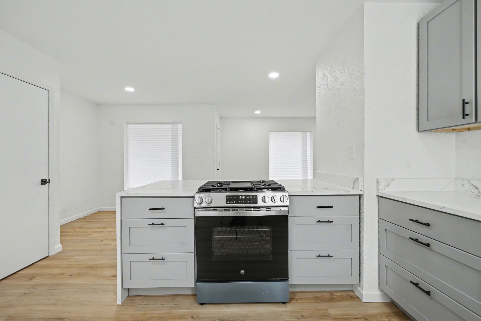 11446 Lippitt Avenue