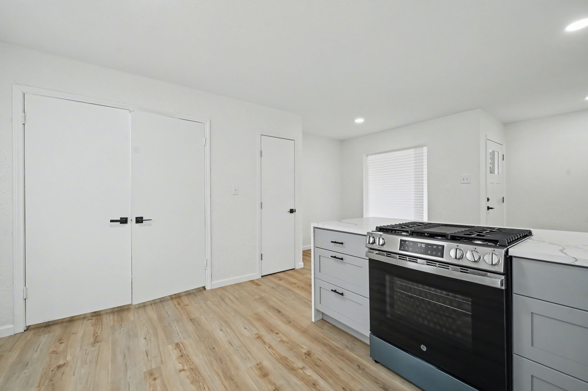 11446 Lippitt Avenue