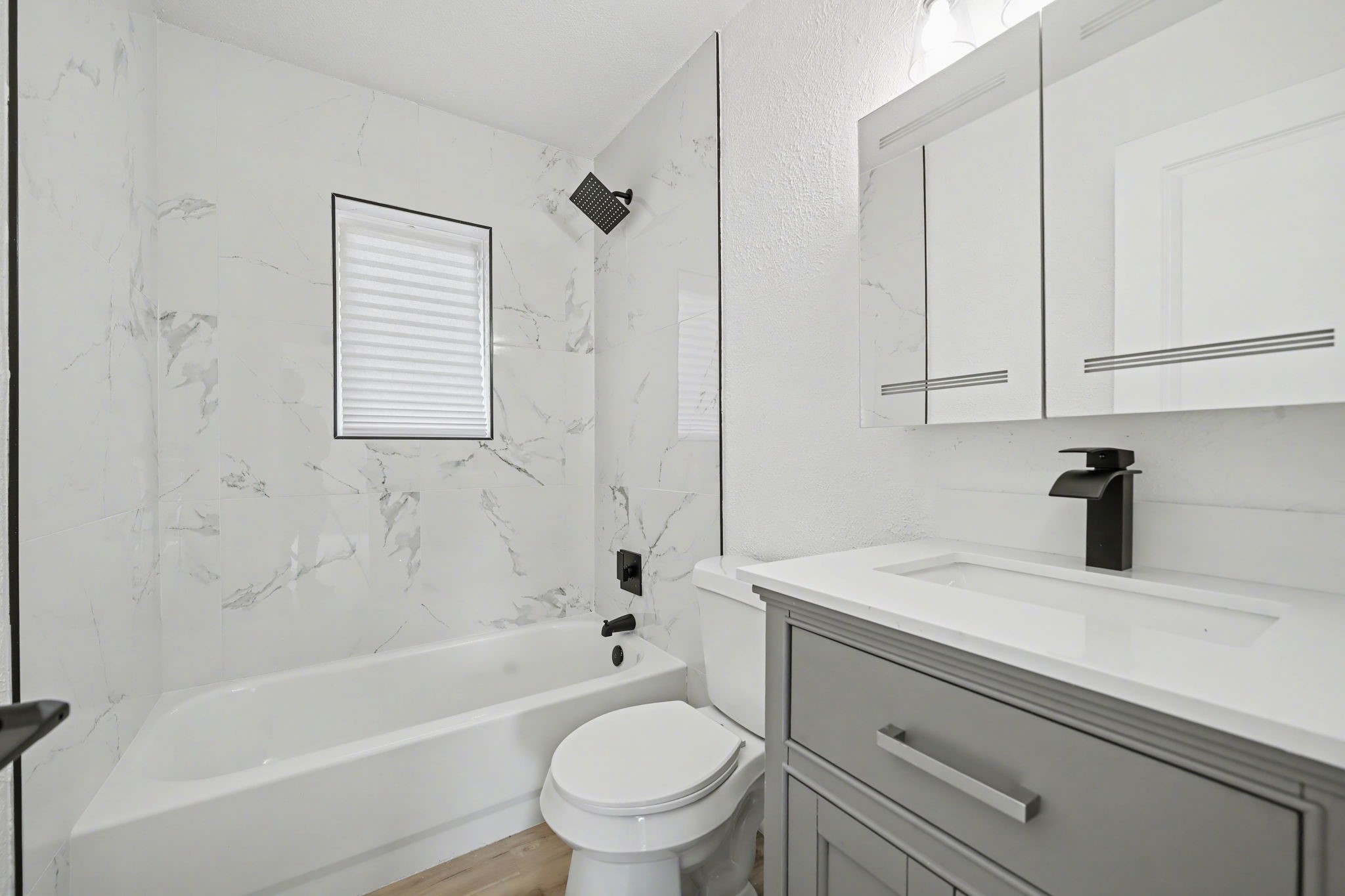 11446 Lippitt Avenue