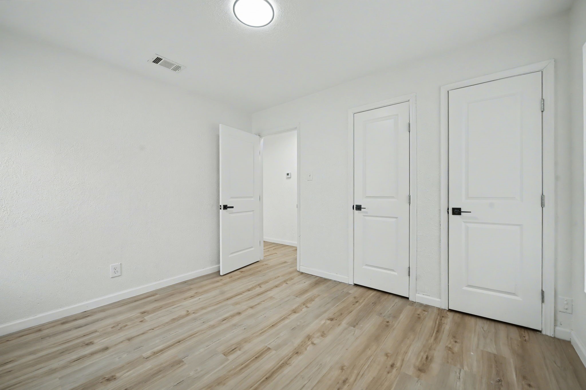 11446 Lippitt Avenue