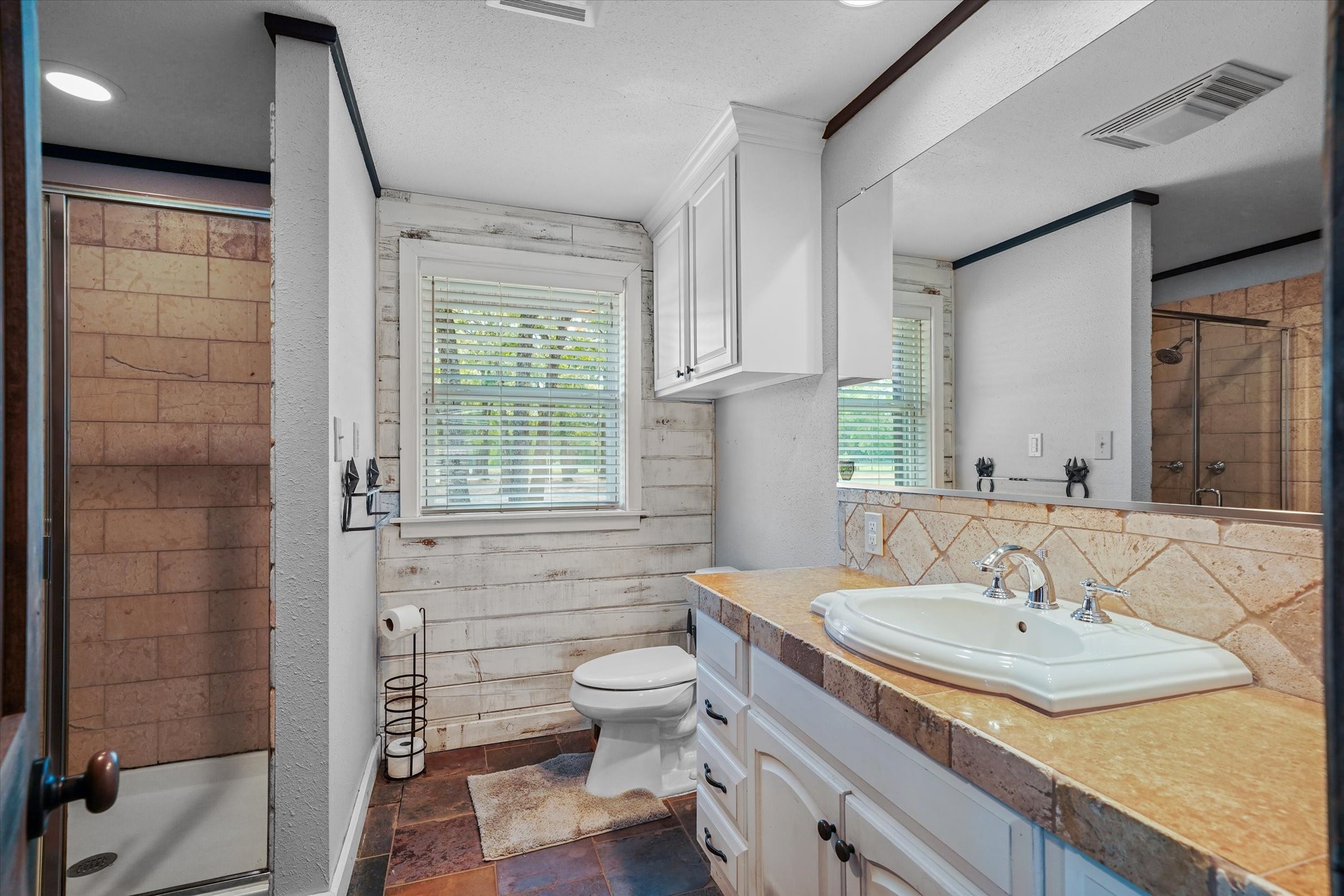 12260 County Road 4017