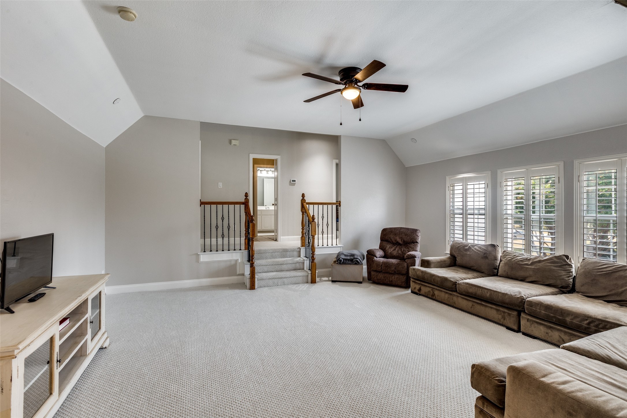 5809 Rathbone Drive