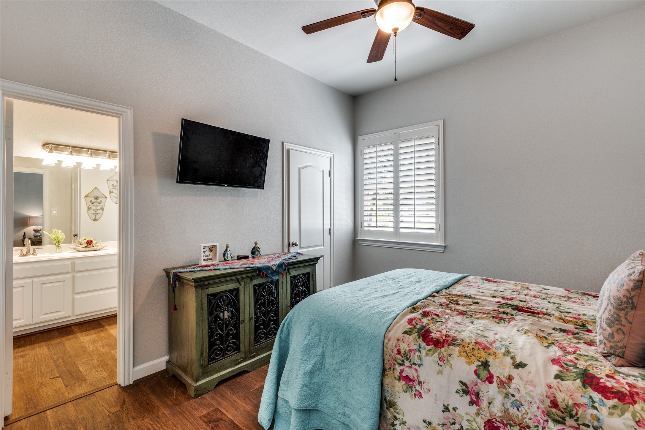 5809 Rathbone Drive