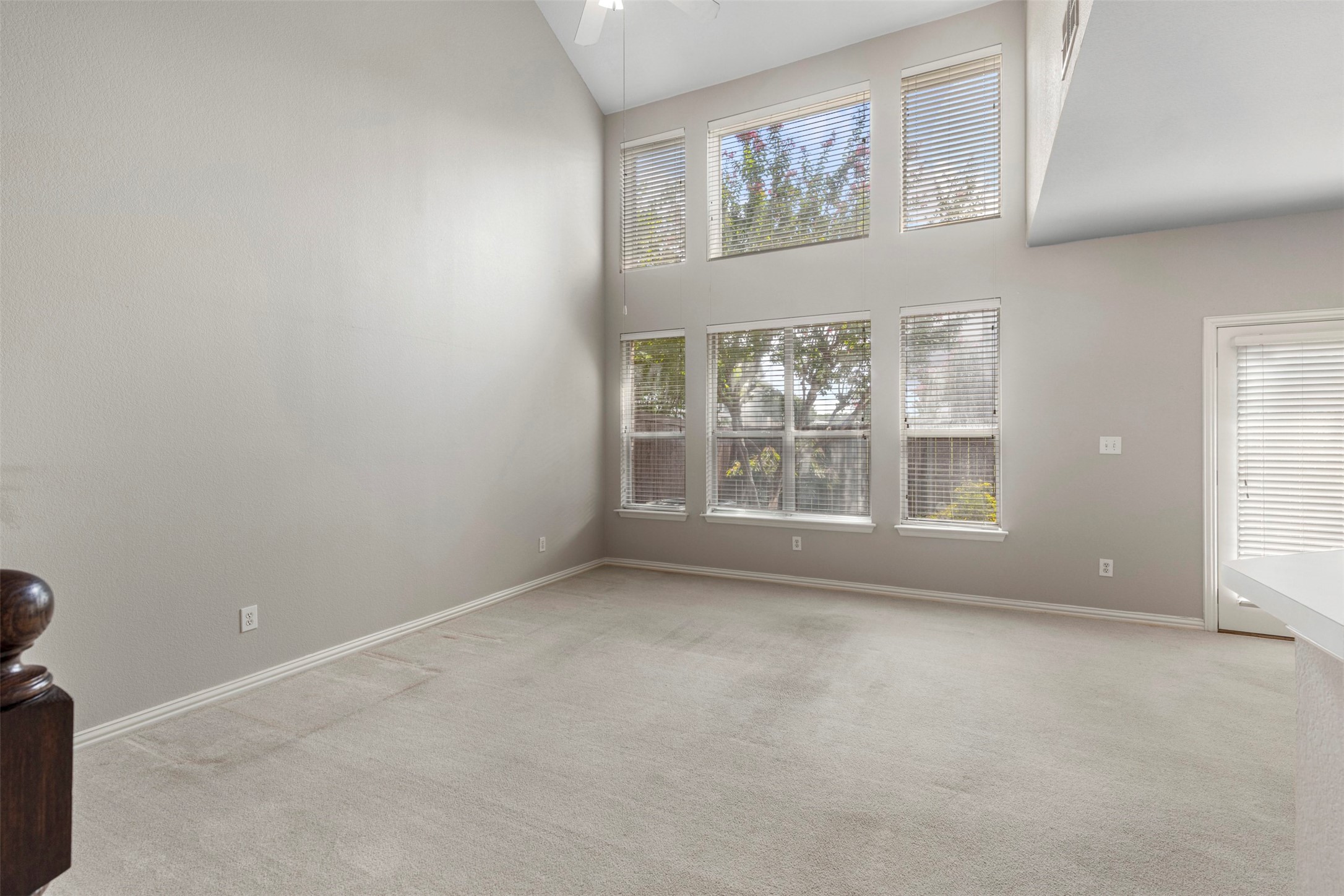 912 Englewood Lane
