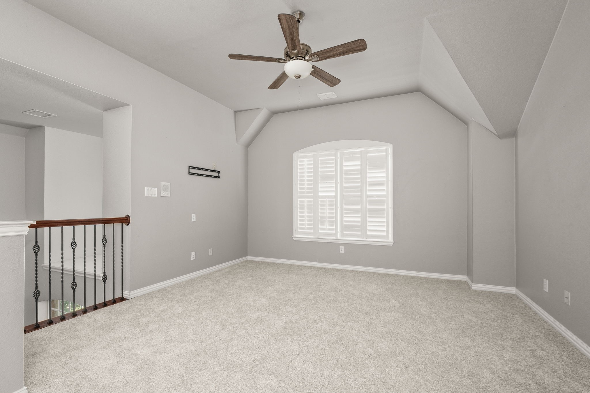 3680 Roosevelt Drive