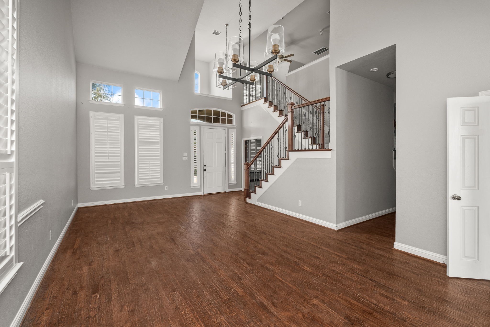 3680 Roosevelt Drive