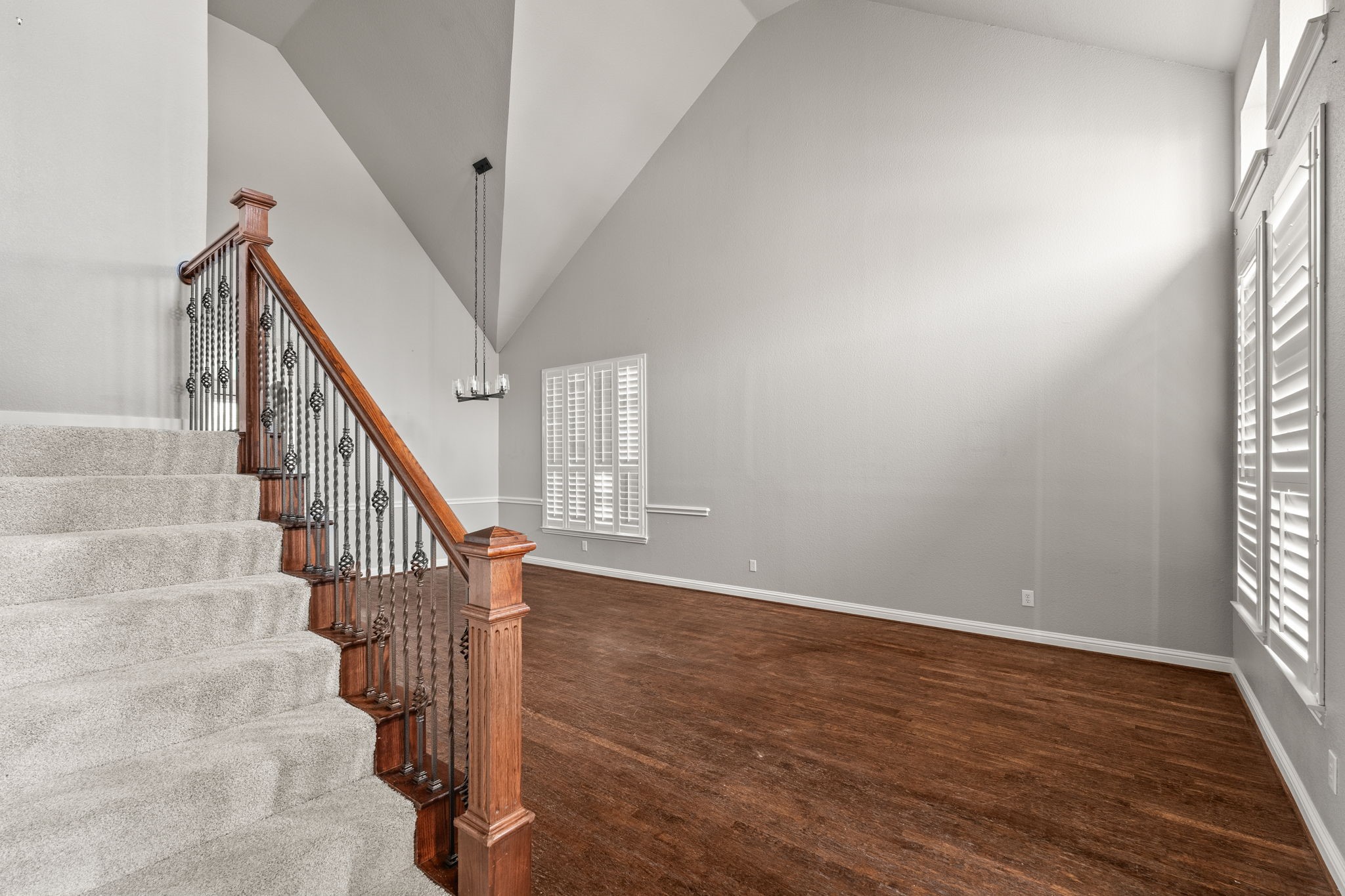 3680 Roosevelt Drive
