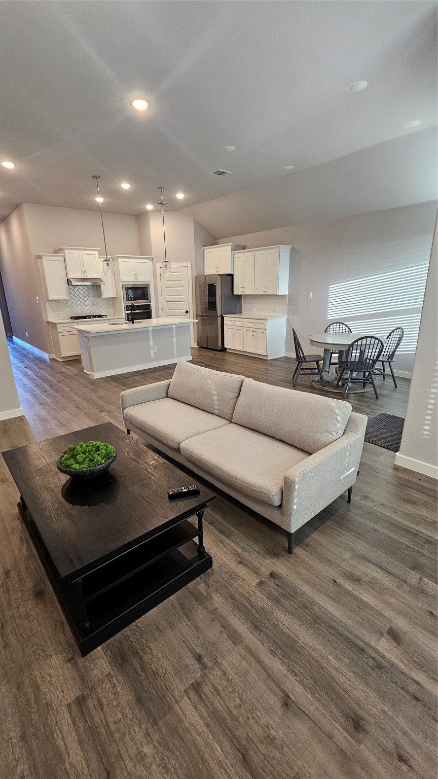 7015 Hopper Court