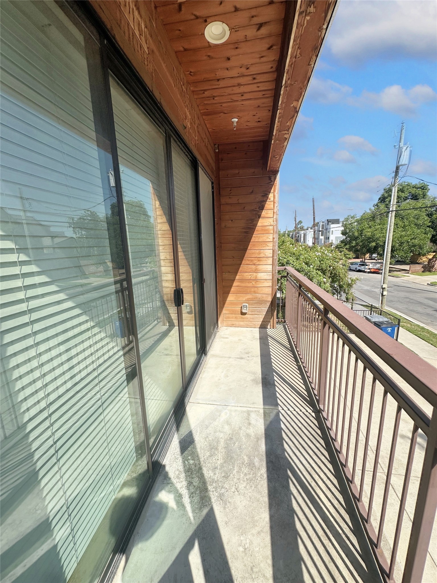 1931 N Prairie Avenue 3