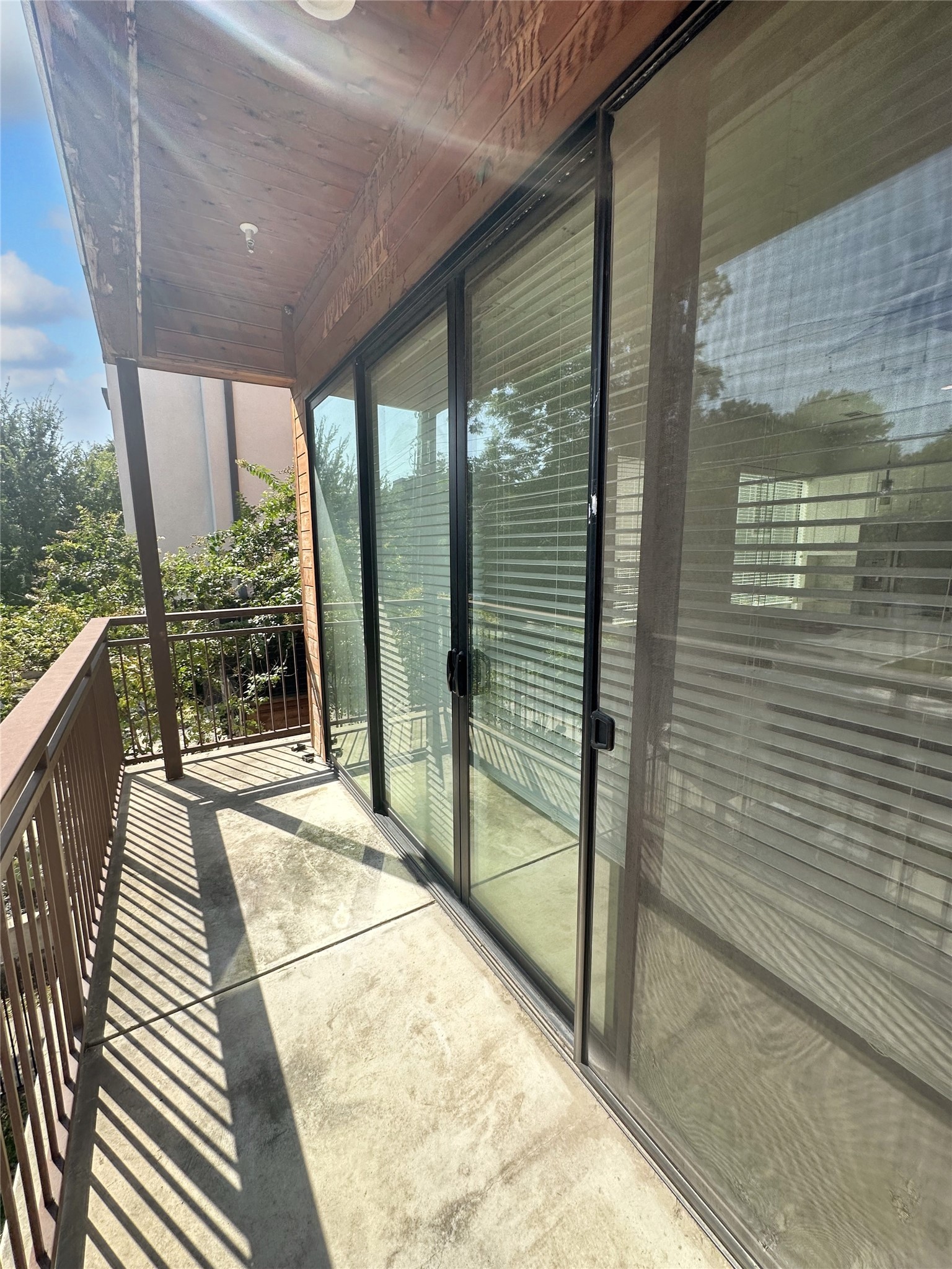 1931 N Prairie Avenue 3