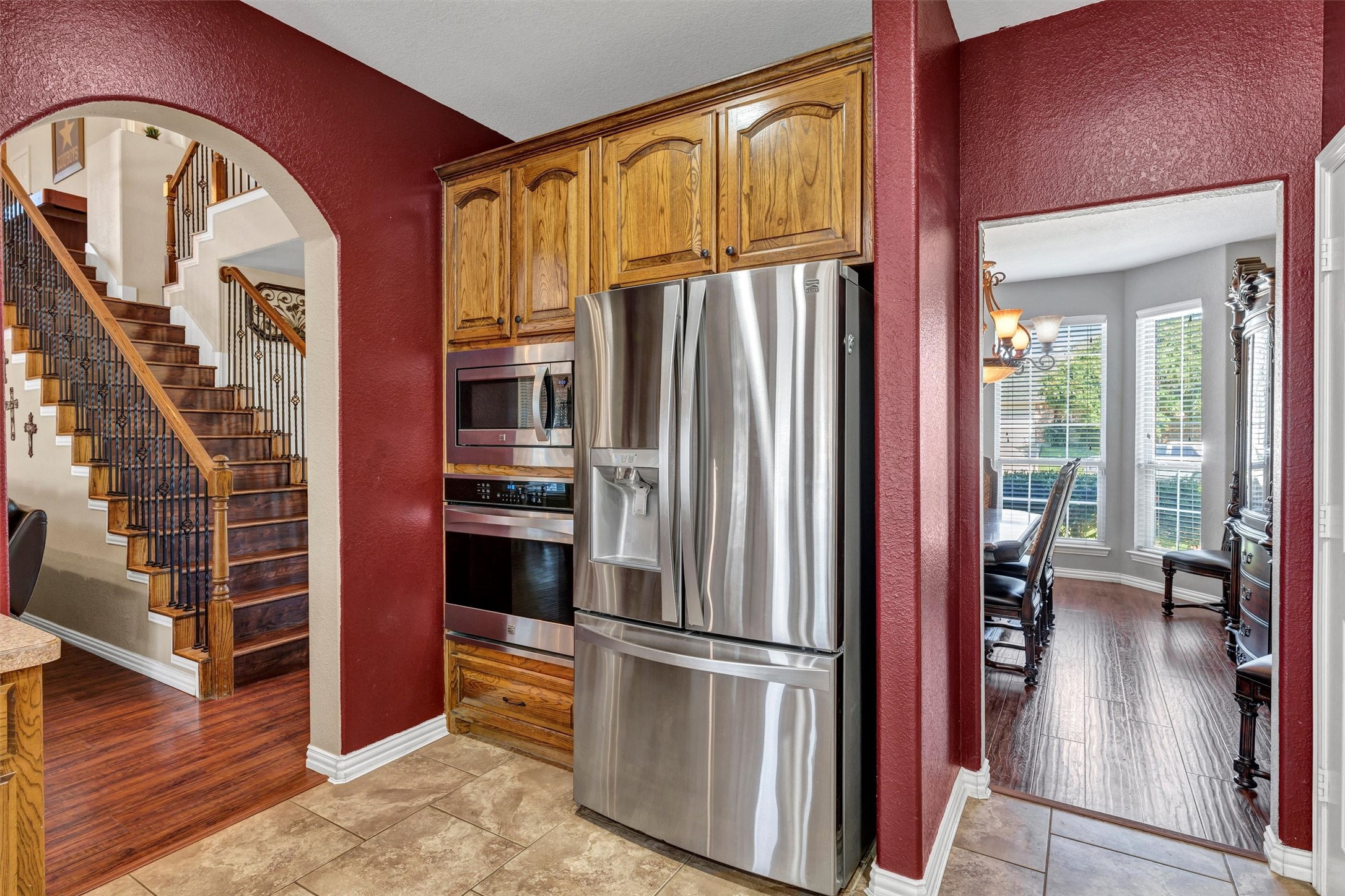 2102 Bentley Drive