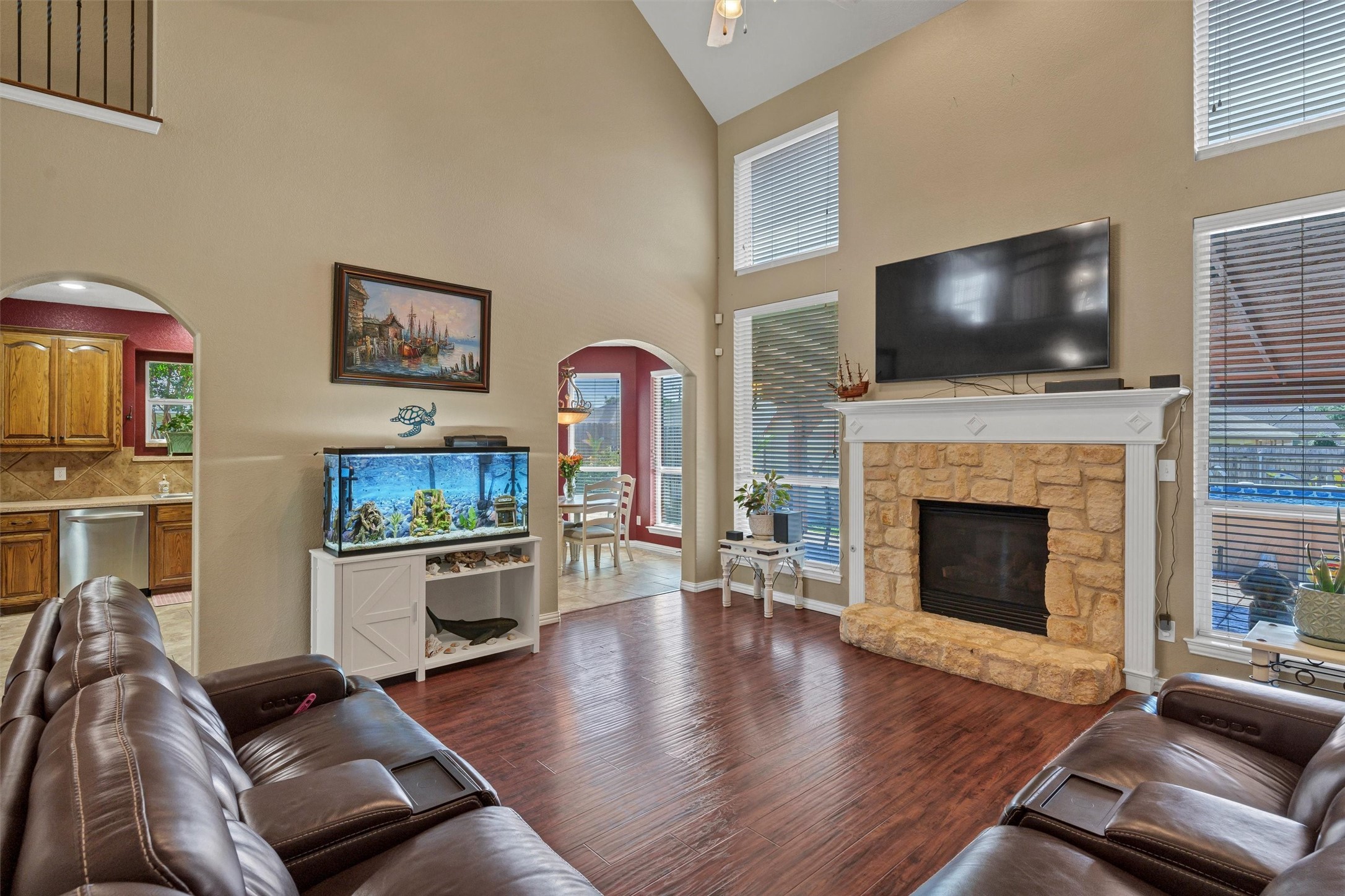 2102 Bentley Drive