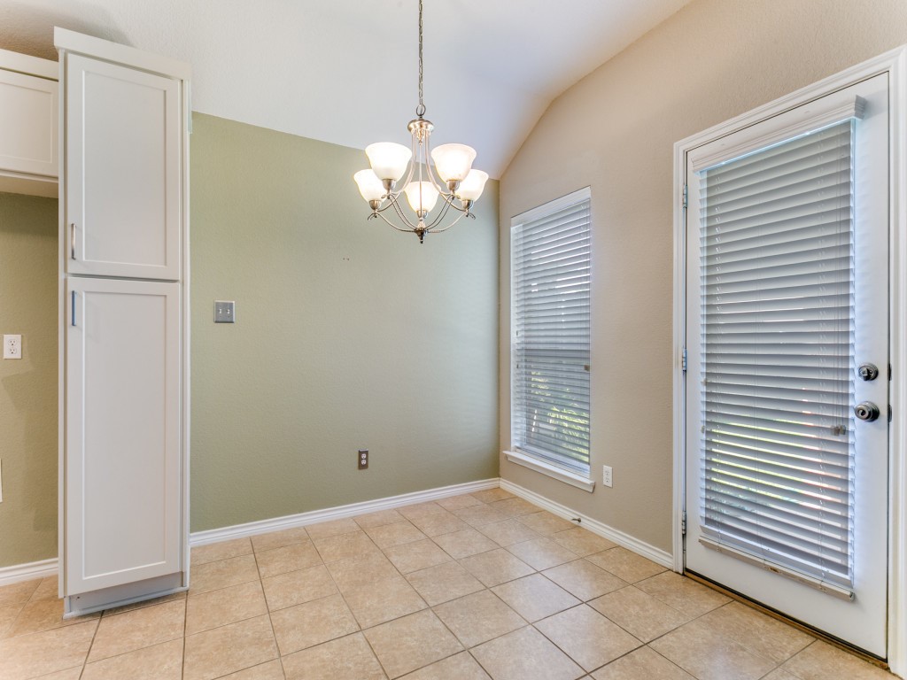 3813 Vista Greens Drive