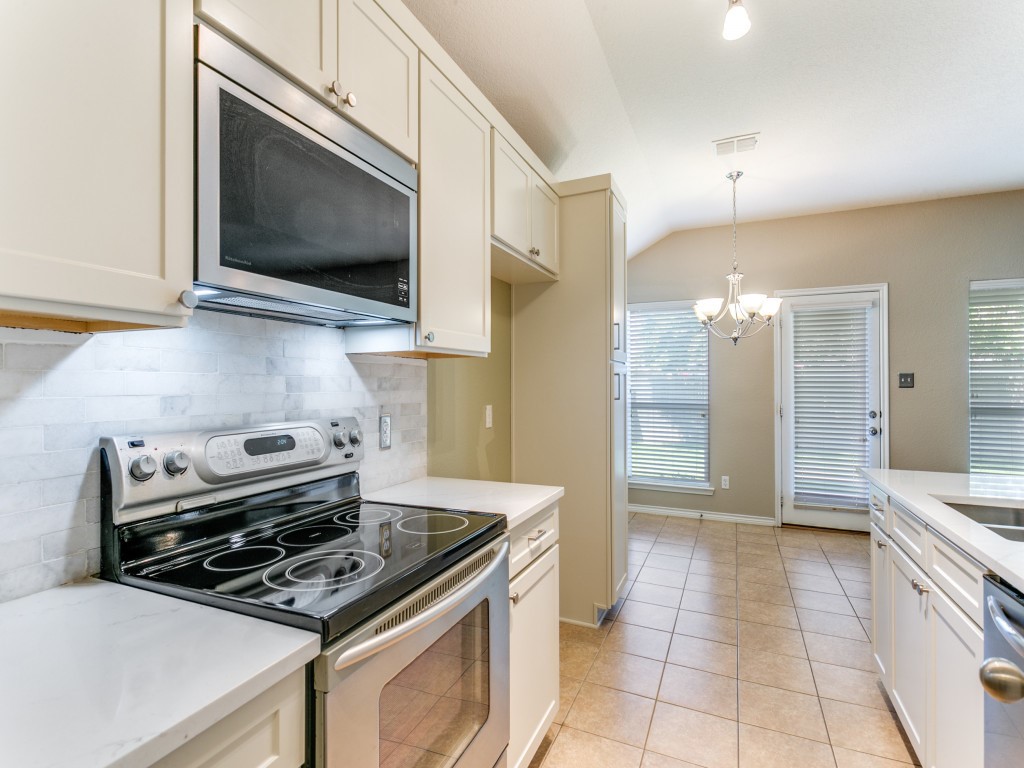 3813 Vista Greens Drive