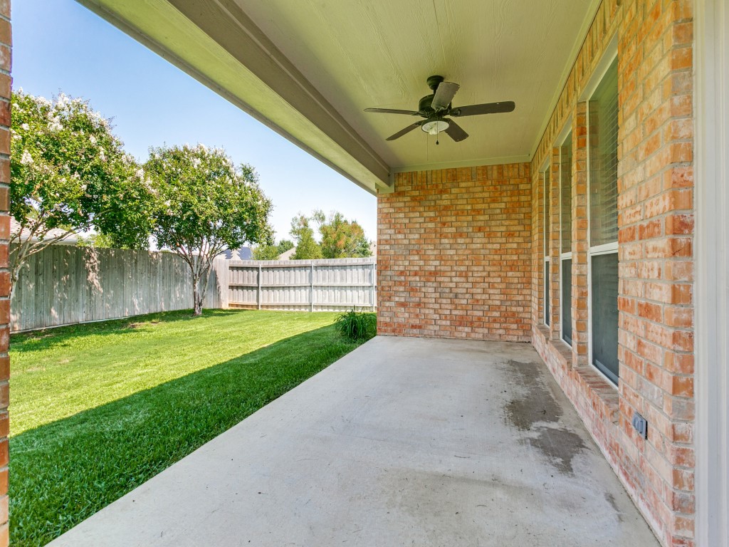 3813 Vista Greens Drive