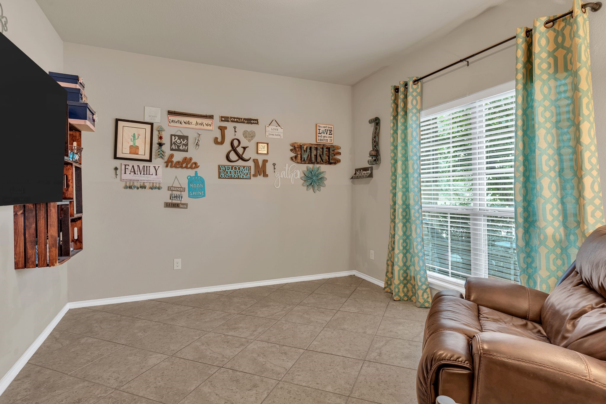 5204 Glen Meadow Drive