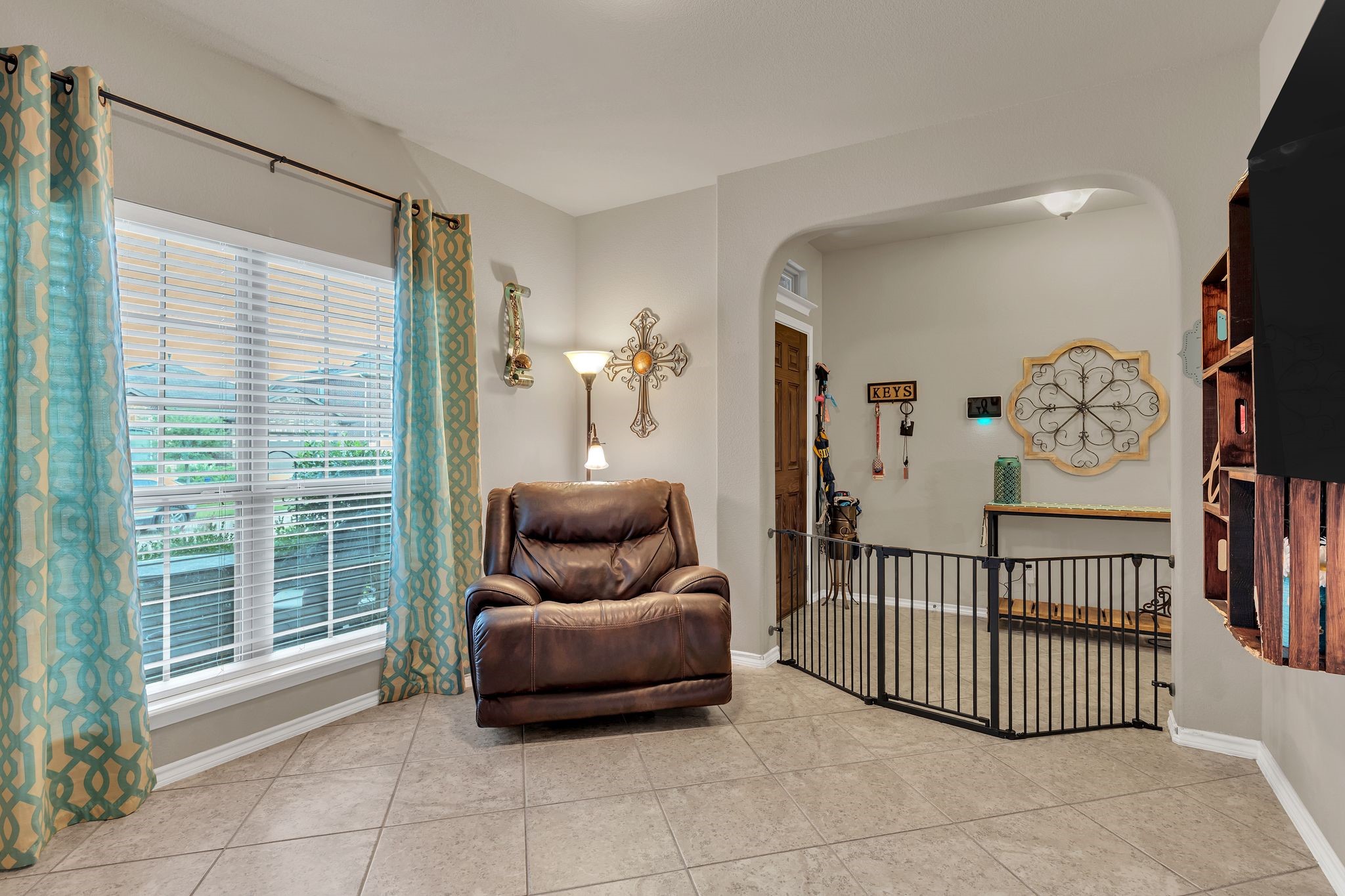 5204 Glen Meadow Drive