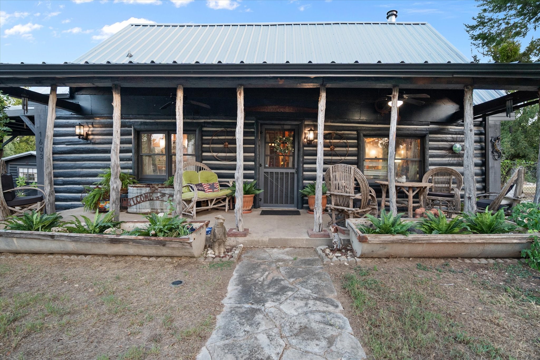 1603 Anaconda Trail